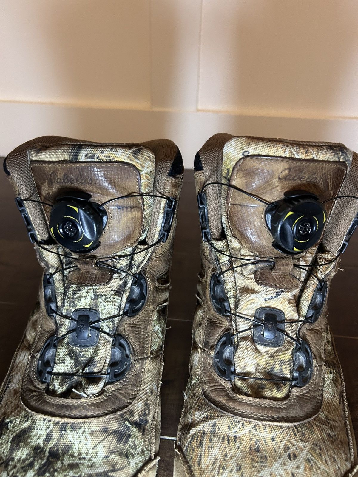 Cabelas × Goretex × Vibram Cabela’s Zonz Gore-Tex leather camo BOA Vibram hiking boots Size US 13 / EU 46 - 2 Thumbnail