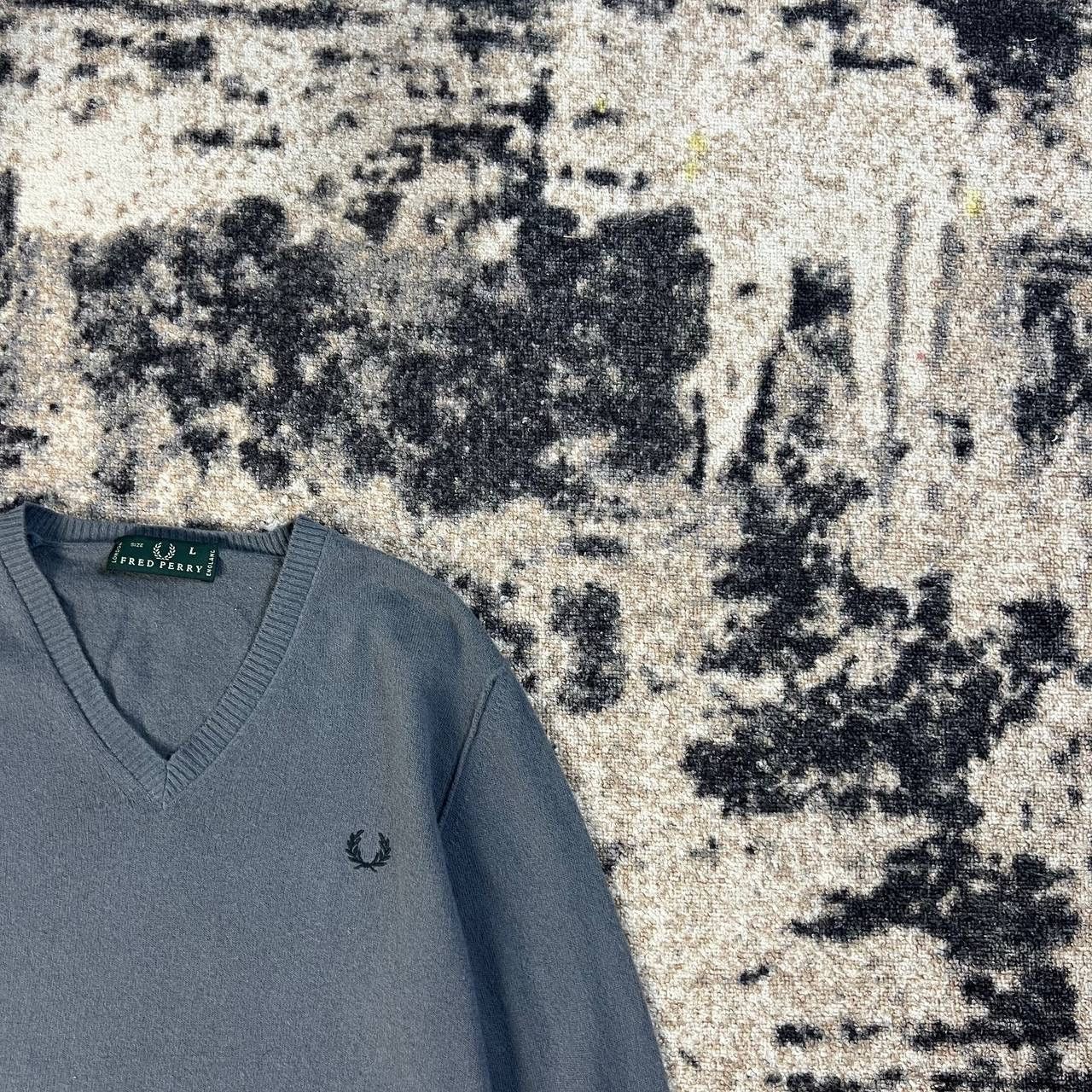 Fred Perry Fred Perry Mini Logo Luxury V-Neck Lana Wool Sweater Size US L / EU 52-54 / 3 - 2 Thumbnail