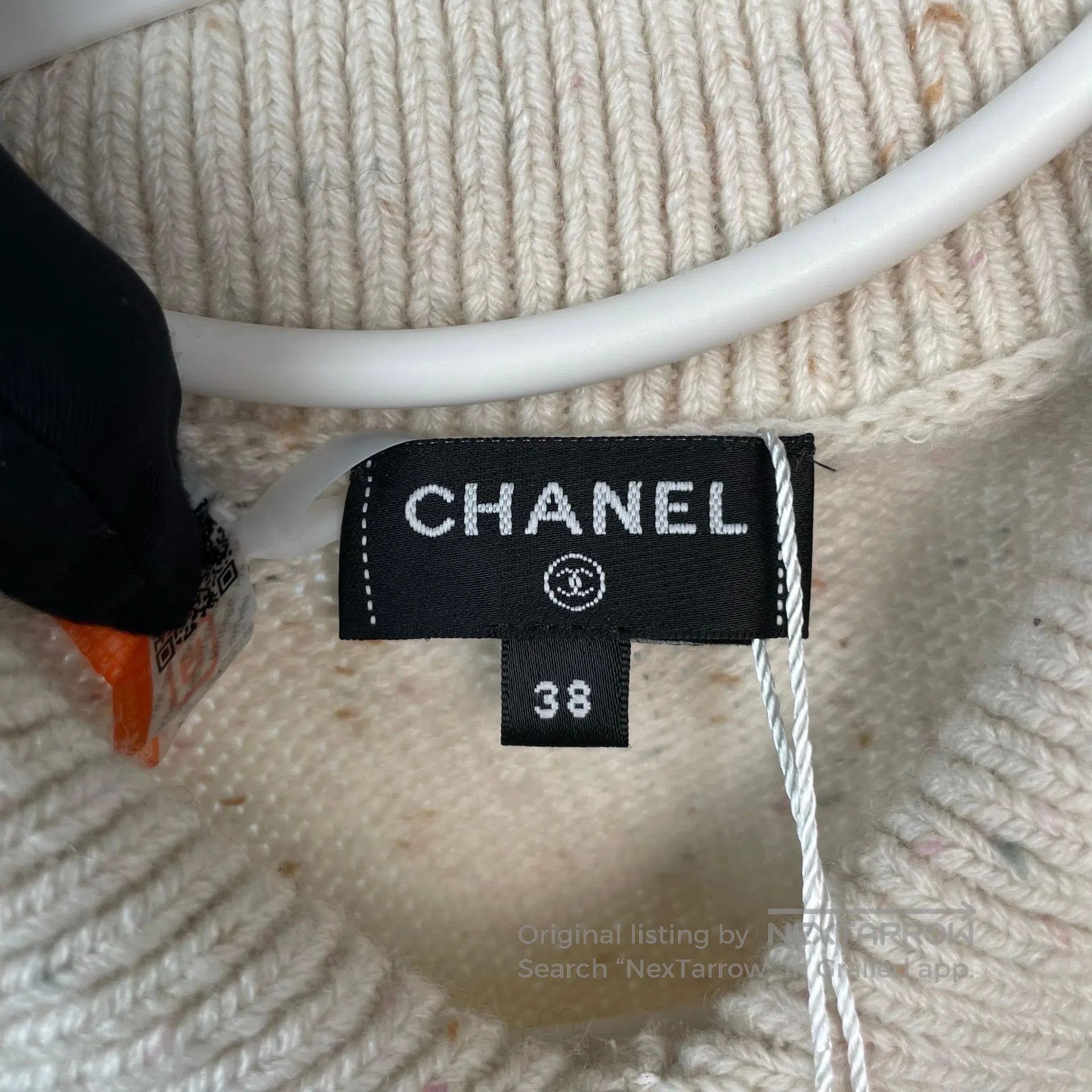 Chanel Chanel Ski Series Beige Bow Tie Wool Cashmere Vest Vest| Size XS / US 0-2 / IT 36-38 - 5 Thumbnail