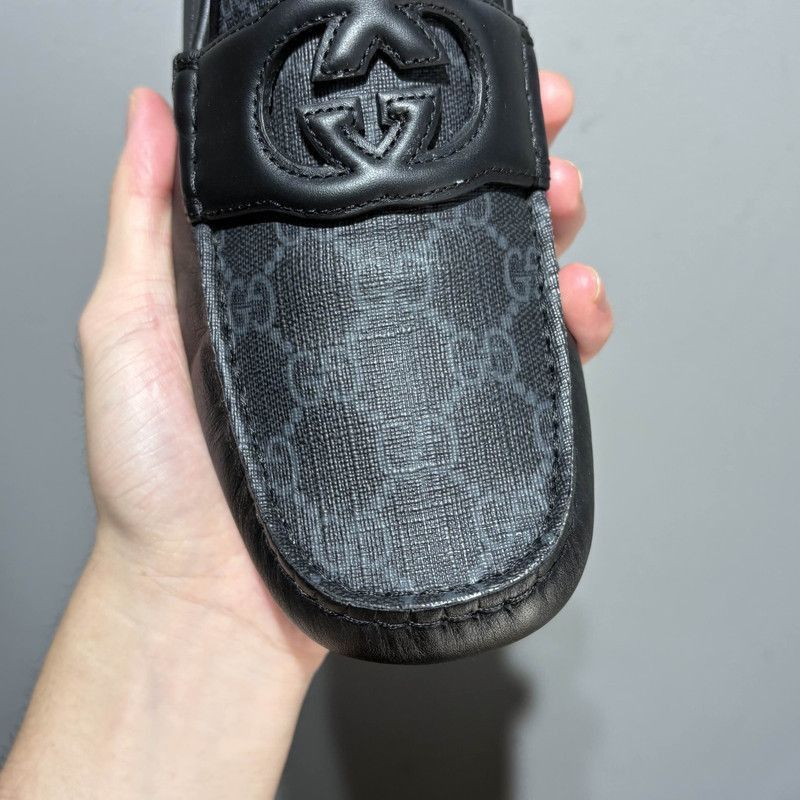 Gucci Gucci Black Leather Interlocking Loafers for Men - Size US 8 / EU 41 - 8 Thumbnail
