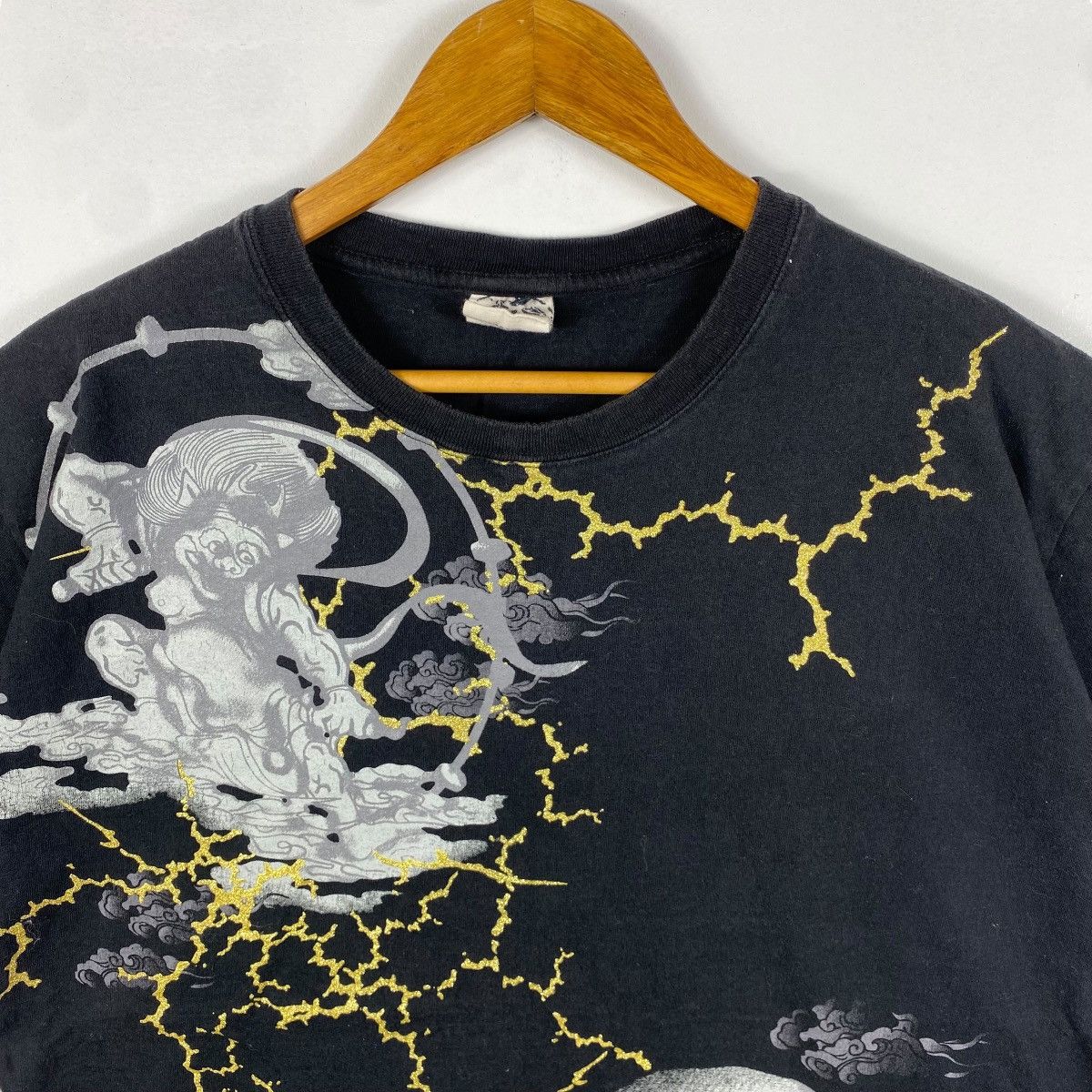 Japanese Brand Japanese Brand CURE ALL Sukajan Fujin Raijin Graphic Tee Size US L / EU 52-54 / 3 - 2 Thumbnail