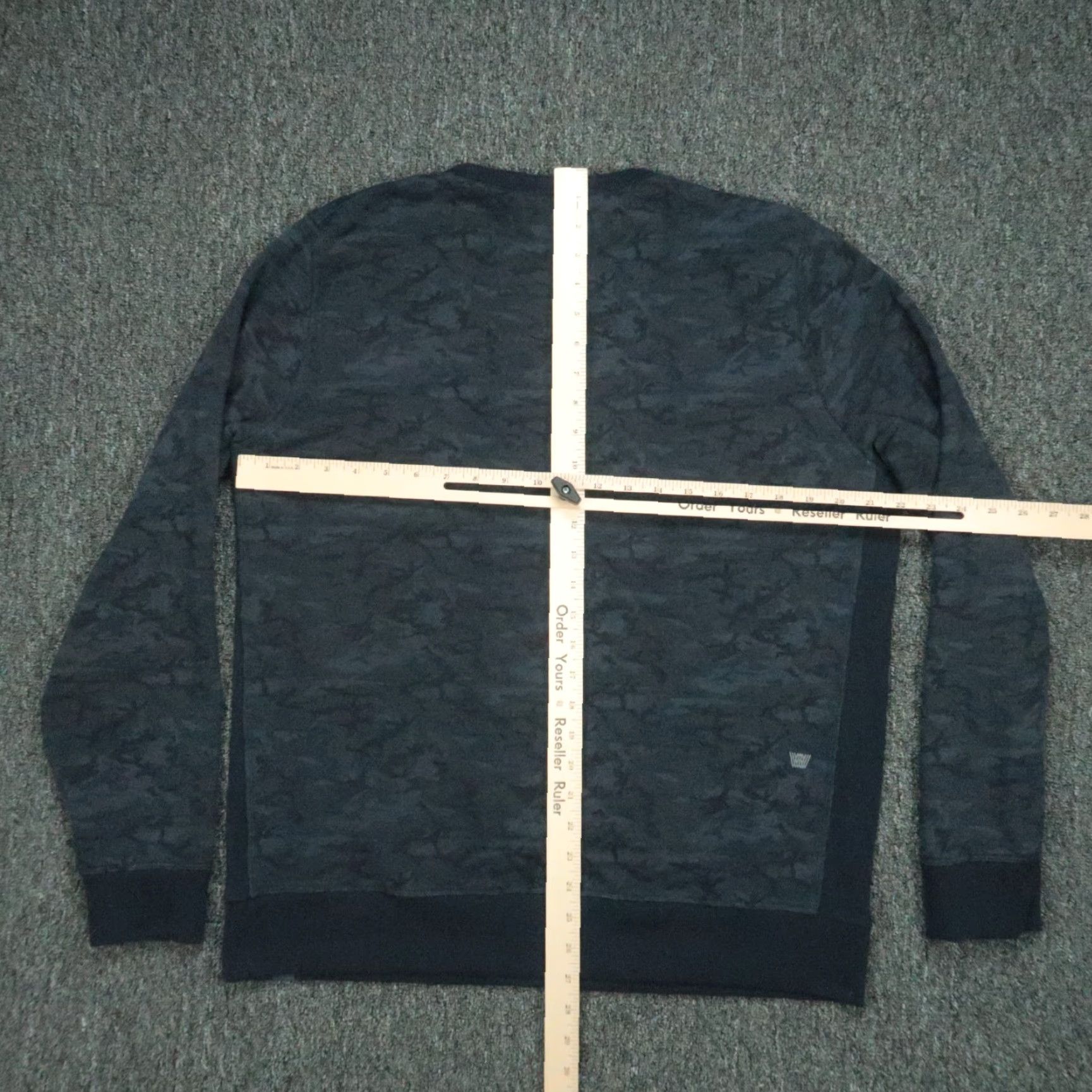 Vintage Mack Weldon Sweatshirt Men XL Blue Camo Ace Crew Pullover Long Sleeve Shirt Men XL Blue Camouflage Pullover Crew Neck Athletic Winter Fall Spring Knit Size US XL / EU 56 / 4 - 6 Thumbnail