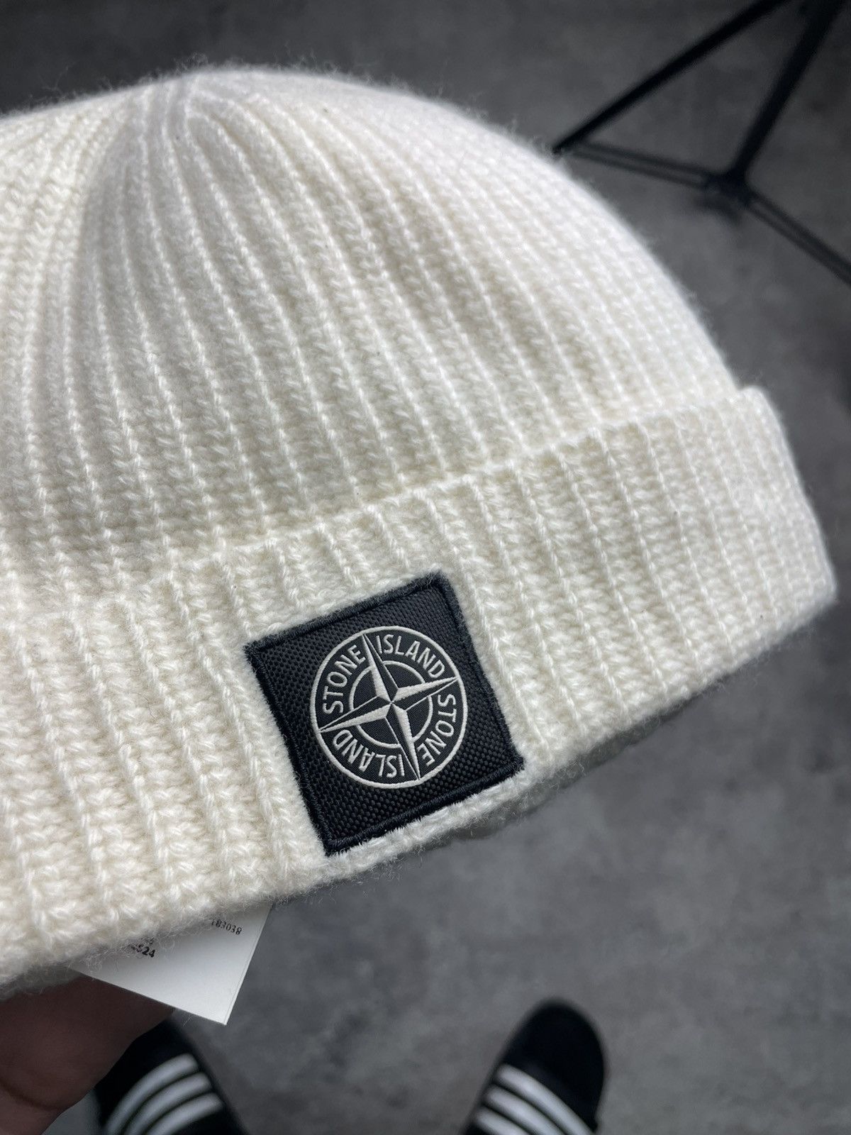 Stone Island Stone Island Hat Beanie Wool Size ONE SIZE - 2 Thumbnail