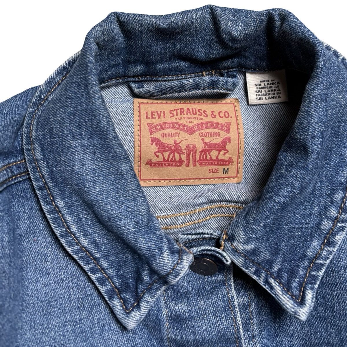 Levi's Levi's Women's Denim Original Trucker Jacket Size Medium Size M / US 6-8 / IT 42-44 - 3 Thumbnail