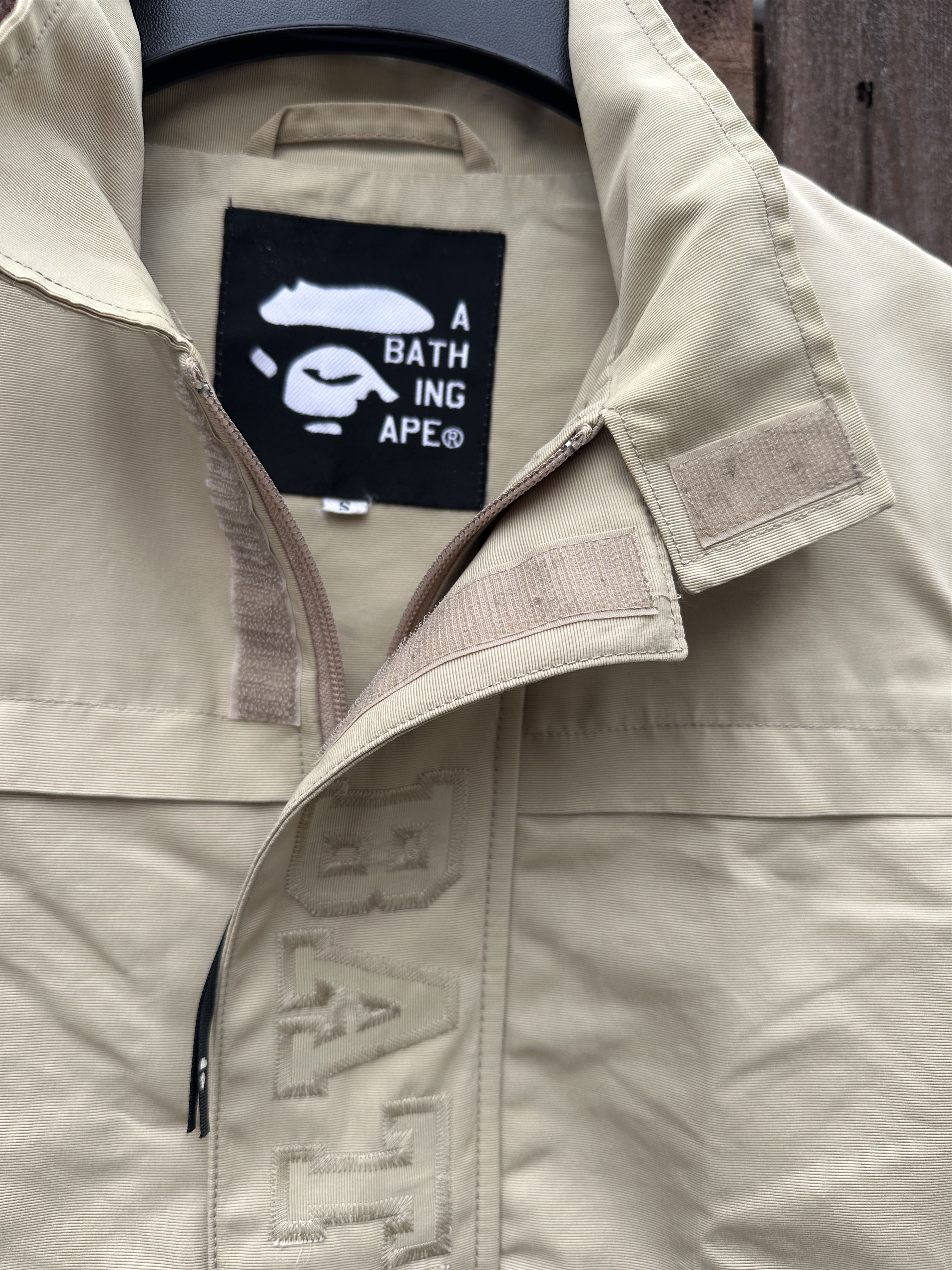 Bape Vintage 90's BAPE embroidered nylon jacket Size US S / EU 44-46 / 1 - 5 Thumbnail
