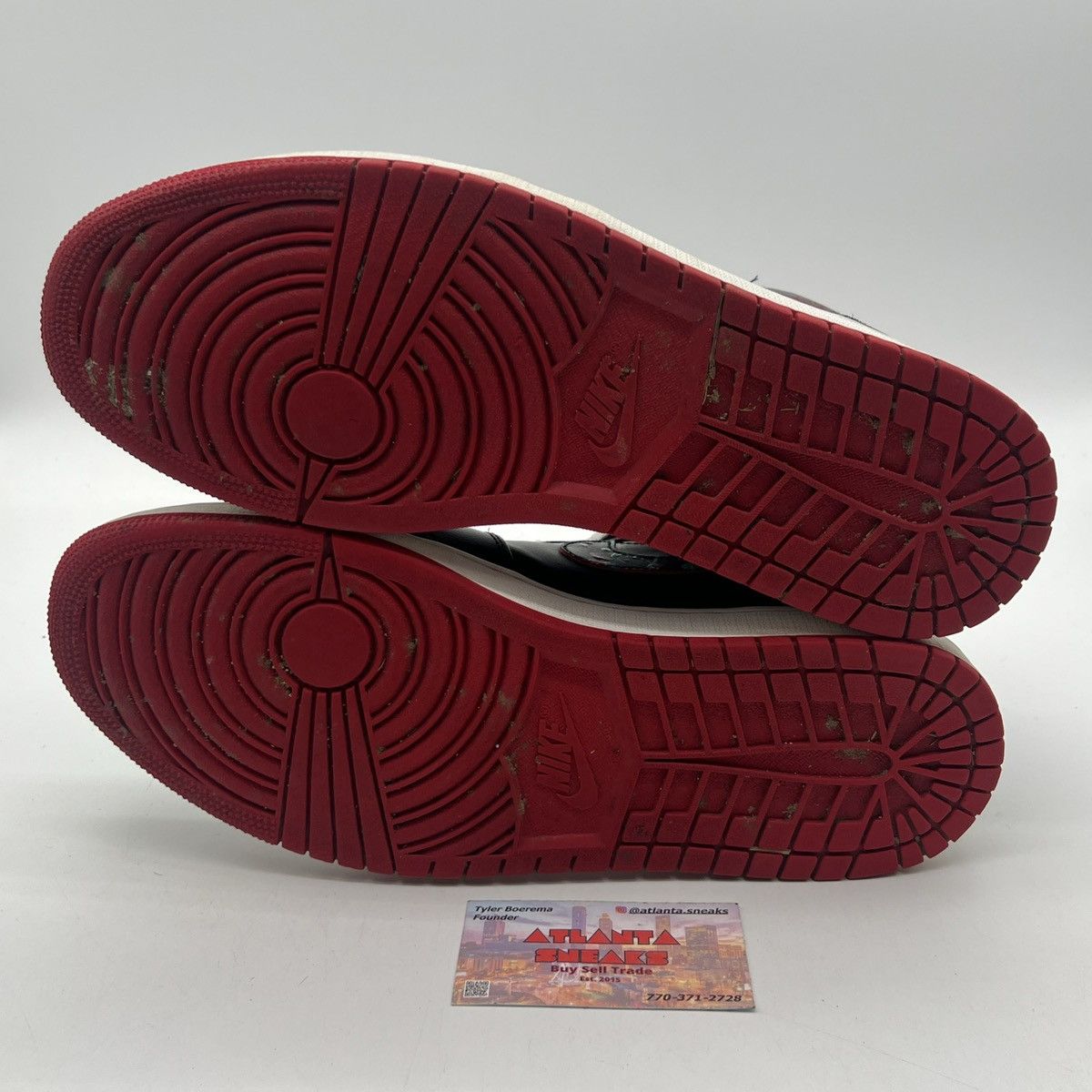 Nike Air Jordan 1 mid black red Size US 13 / EU 46 - 7 Thumbnail