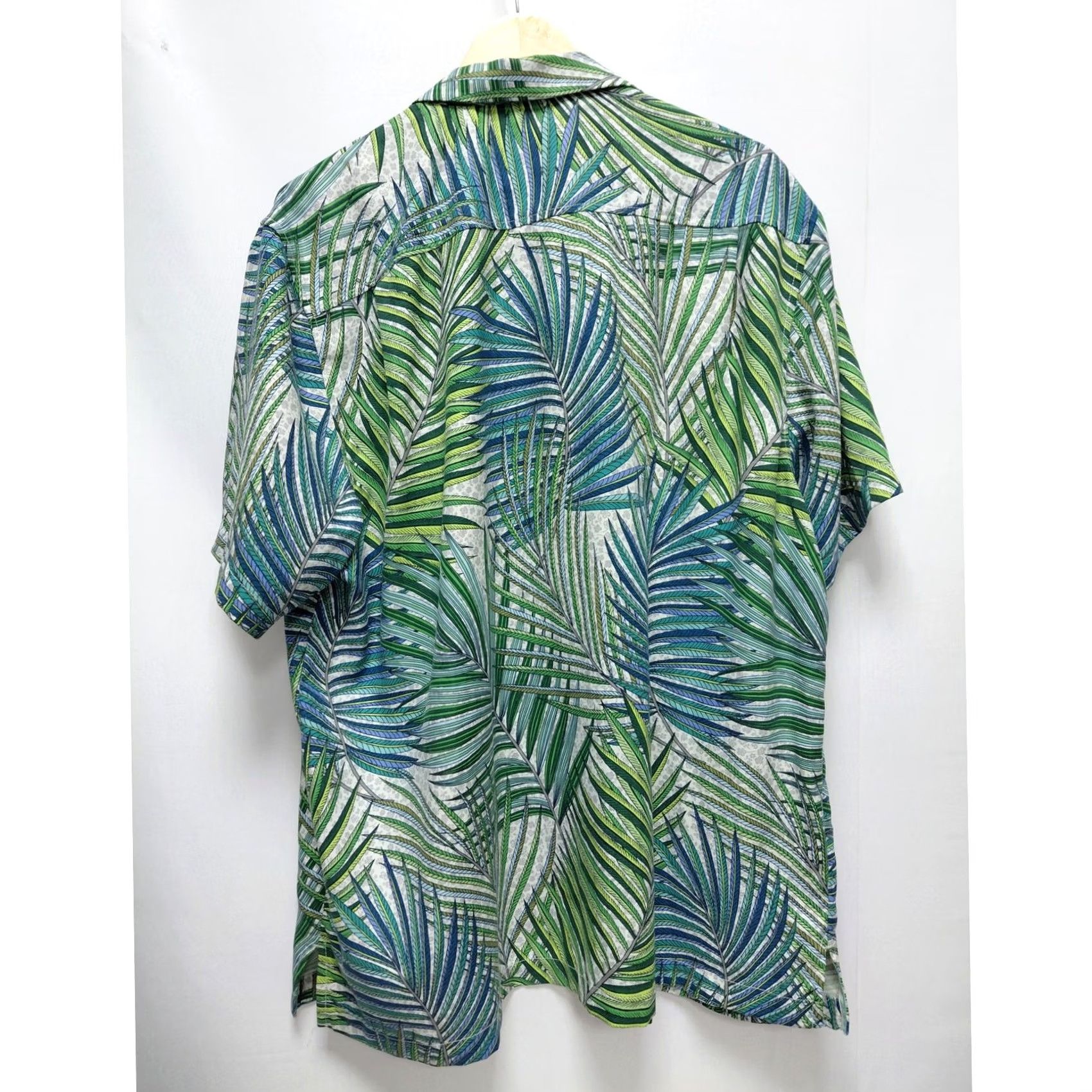 Tommy Bahama Tommy Bahama Shirt Green Blue Palm Print Silk Blend Men Size XL Size US XL / EU 56 / 4 - 2 Thumbnail