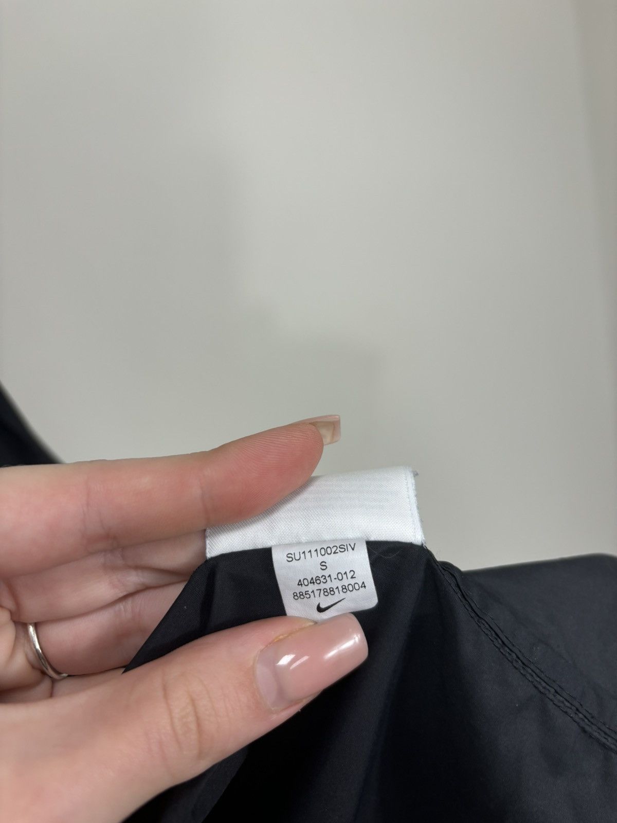 Nike Vintage Nike Y2K Black Reflective Drill Hype Track Jacket Size US S / EU 44-46 / 1 - 15 Thumbnail