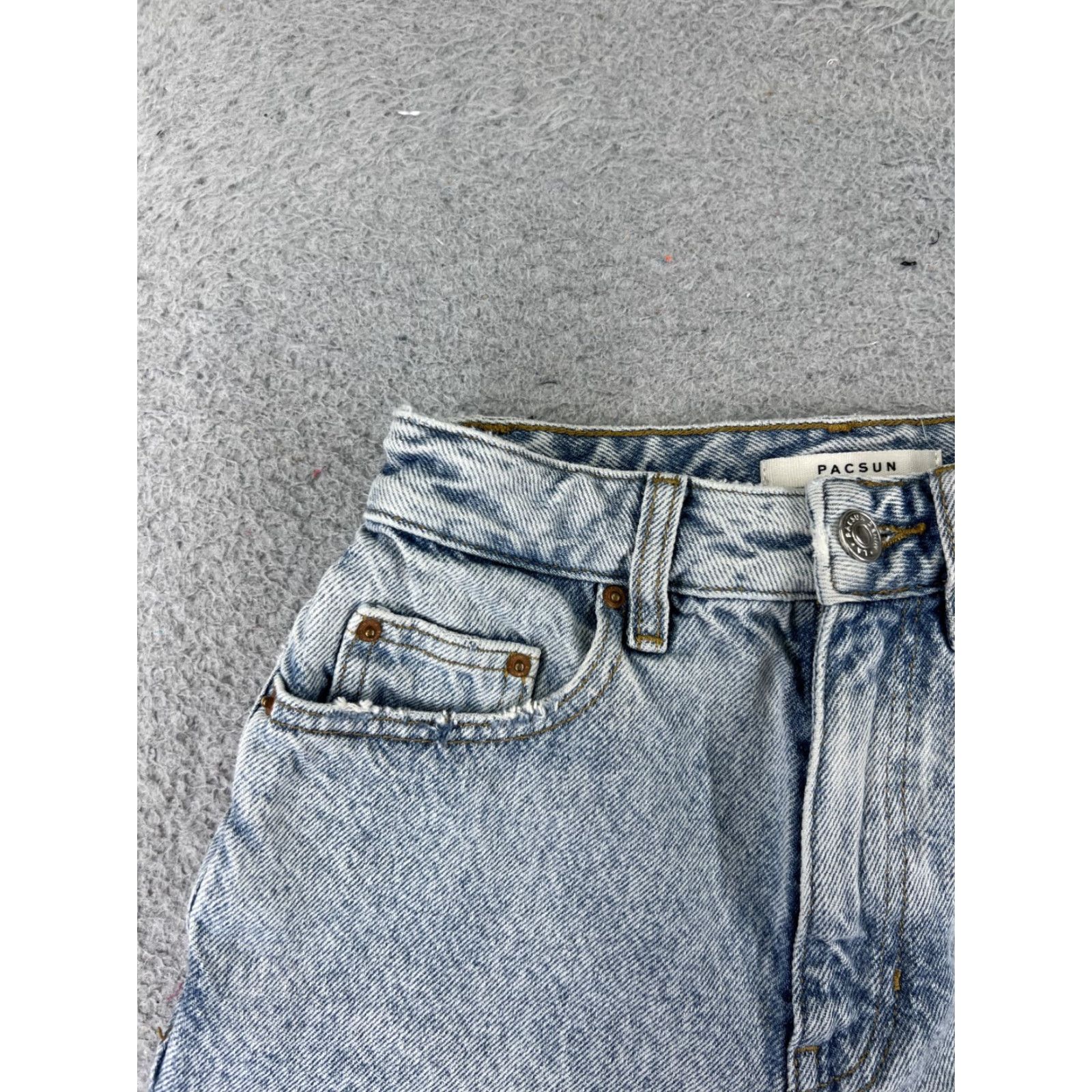 Pacsun VINTAGE Pacsun Shirt Womens Denim Short 23 Blue 100% Cotton 90s Boyfriend Cut-Off 27x1 Jeans Size 40" / US 18 - 4 Thumbnail