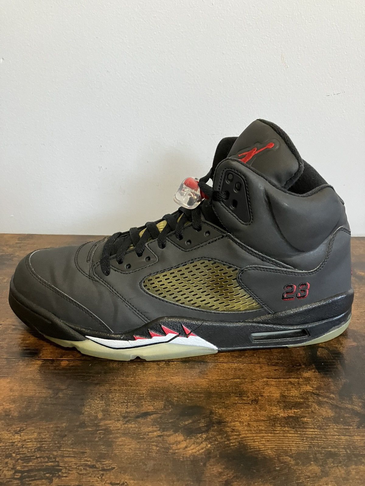 Jordan Brand Size 13.5 - Air Jordan 5 Retro Raging Bull Pack - 3M Size US 14 / EU 47 - 2 Thumbnail