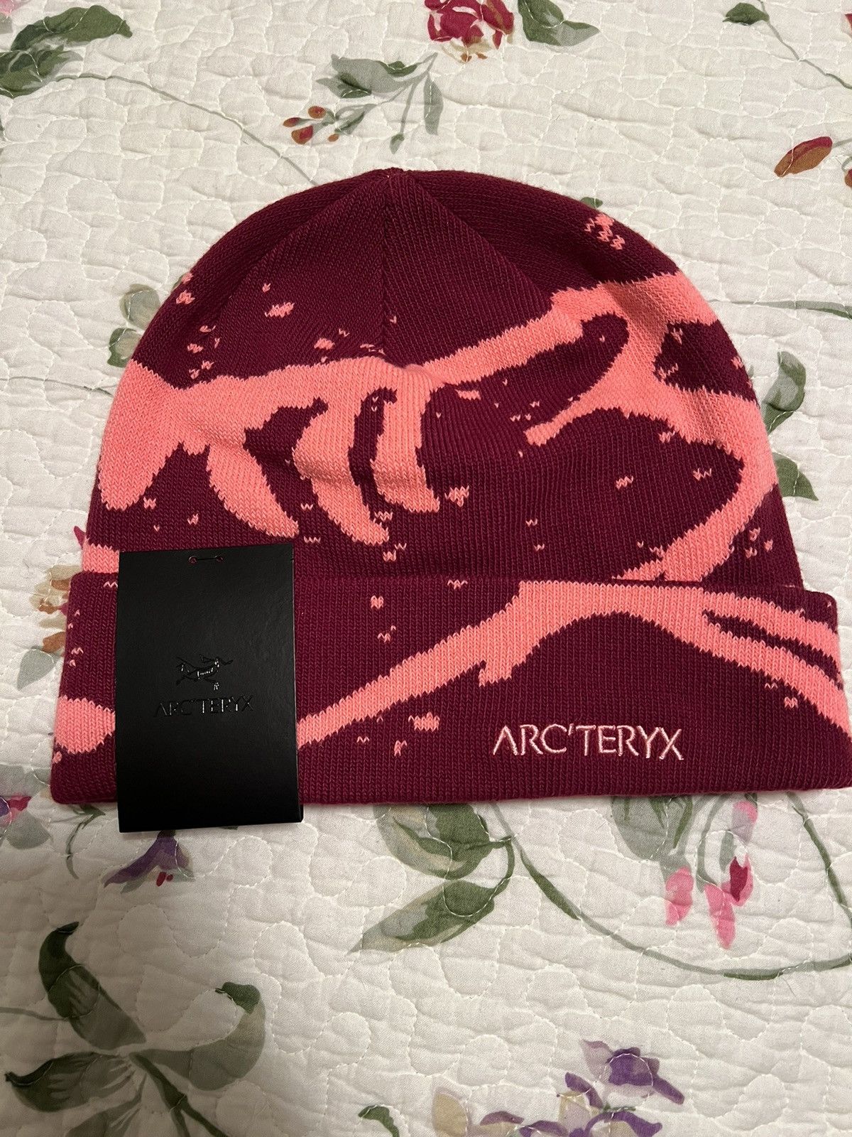 Arc'Teryx Bordeaux/Turbo AC grotto toque | Grailed