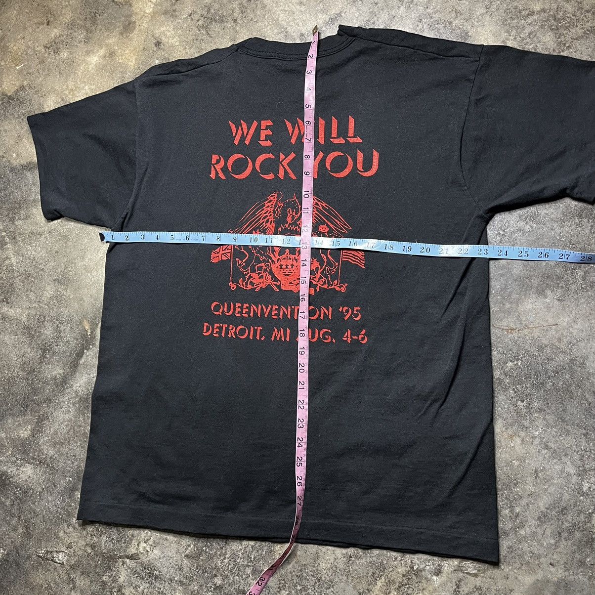 Vintage vintage 1995 queen tour convention tshirt Size US XL / EU 56 / 4 - 8 Thumbnail