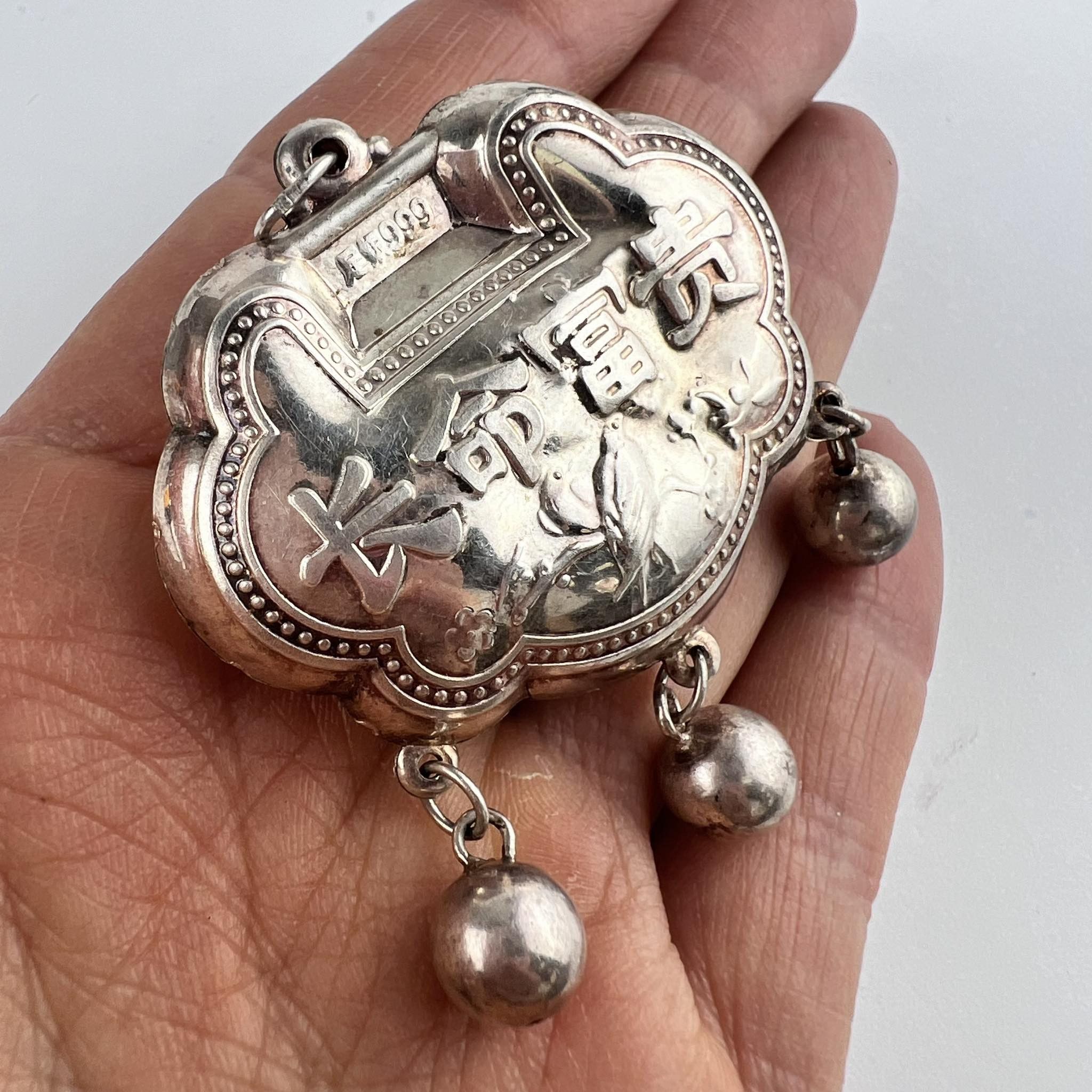 Vintage Antique Chinese Lock Charm Silver 999 Ethnic Pendant Bells Size ONE SIZE - 4 Thumbnail