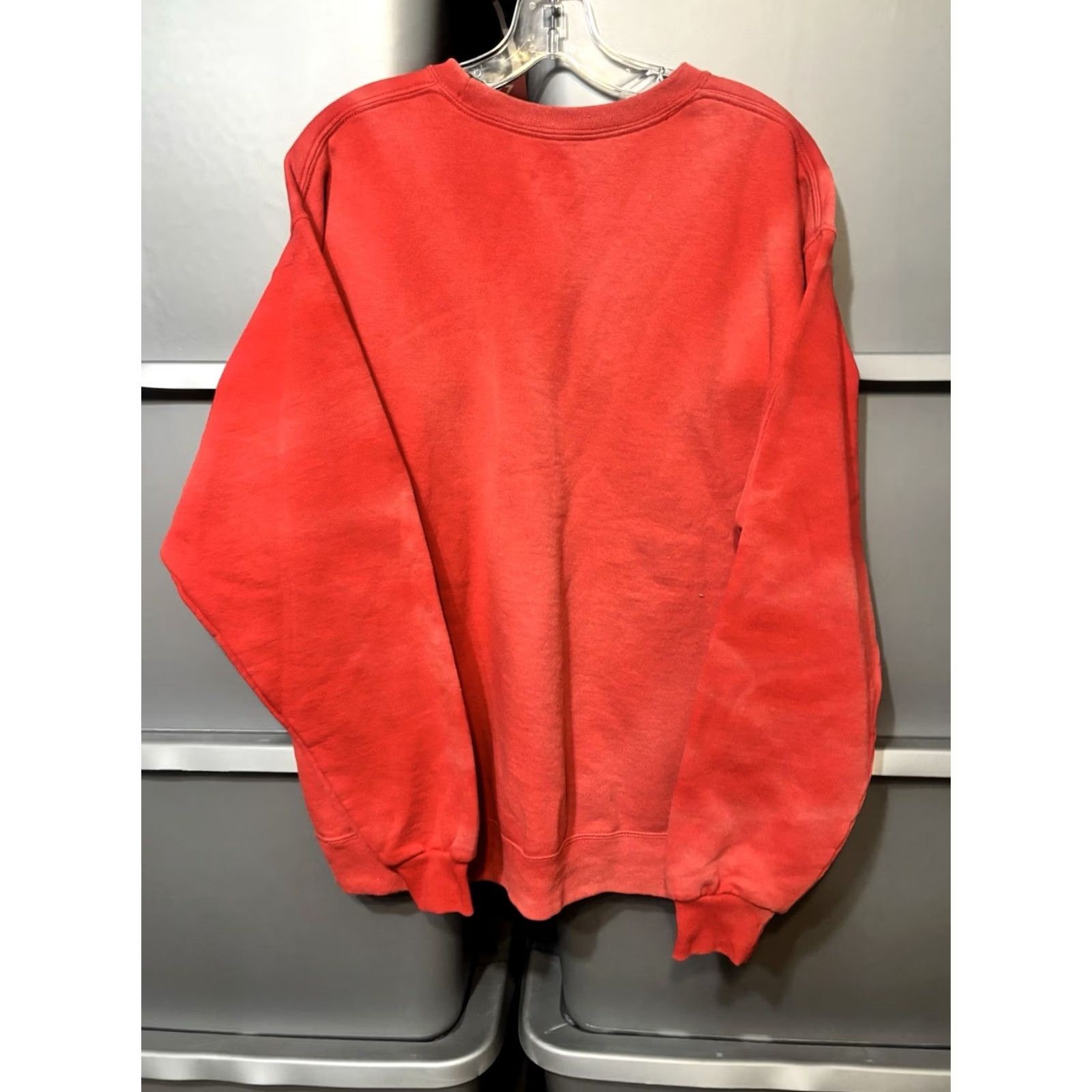 Vintage VINTAGE Sweatshirt Red L Men’s Crewneck Distressed Sun-Faded Classic 90s Grunge USA Size US L / EU 52-54 / 3 - 2 Thumbnail