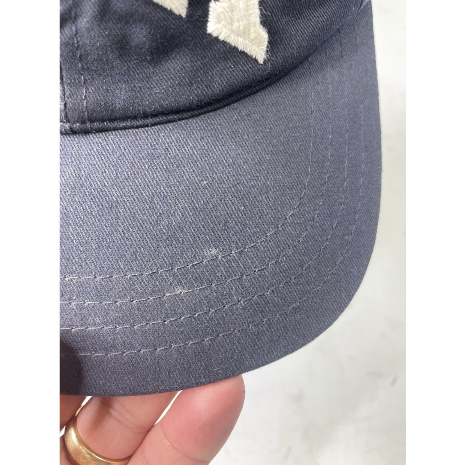 Polo Ralph Lauren VINTAGE Polo Ralph Lauren USA Hat Cap Fitted Blue Stadium Flag Crest Medium Men's Baseball Cap Size US M / EU 48-50 / 2 - 2 Thumbnail