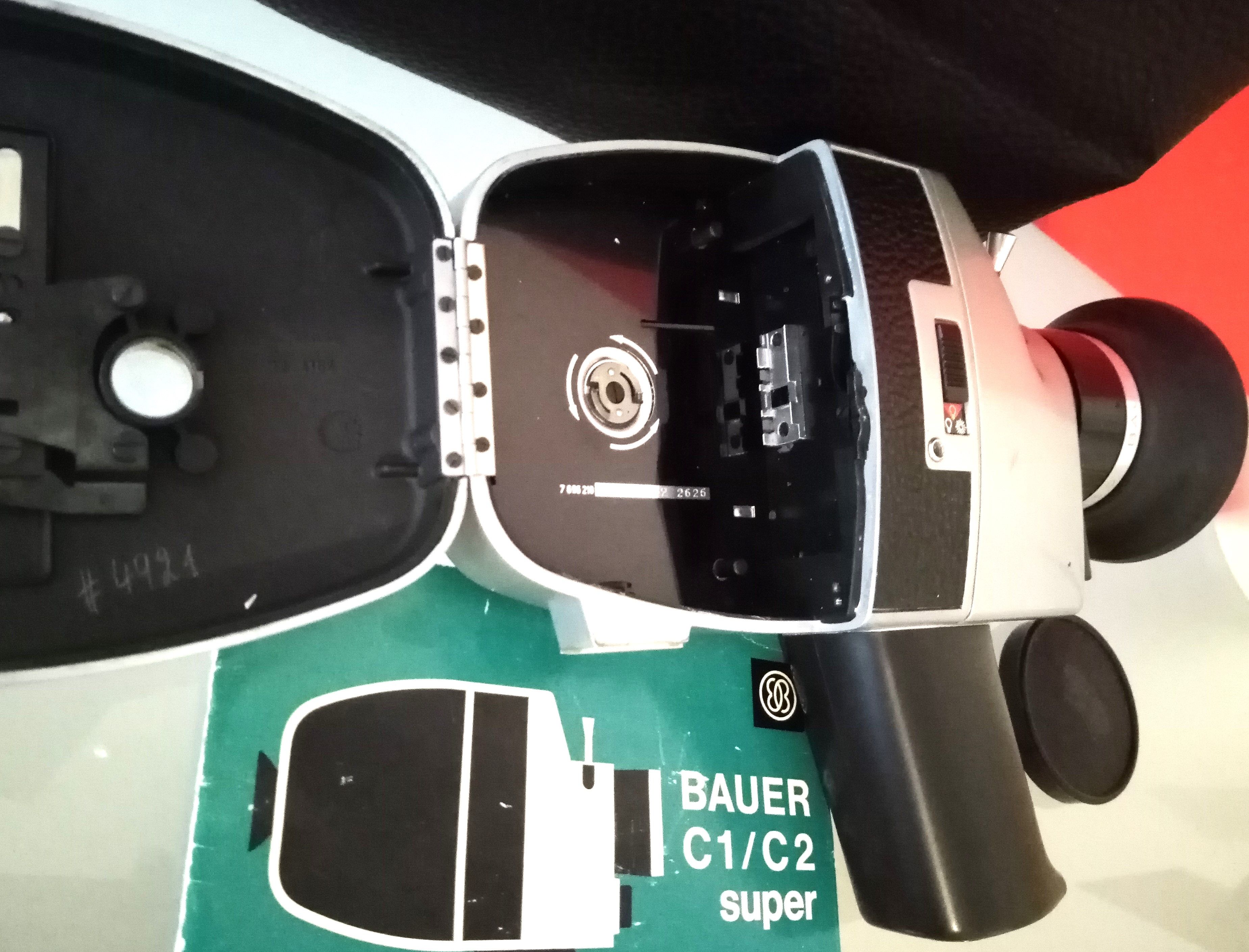 Vintage Vintage Bauer C 1. Super 8 Movie Camera & Original Case / Size ONE SIZE - 3 Thumbnail