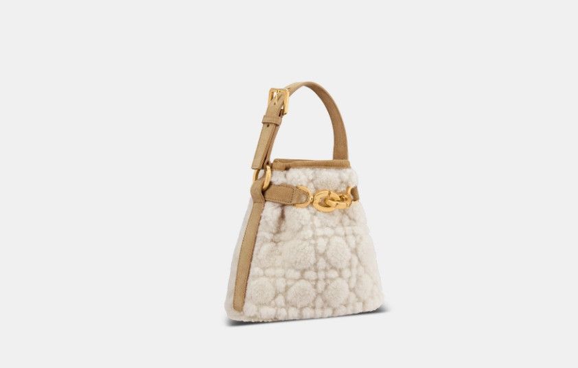 Dior o1w1db10325 Size: OS / M2272UM Small C'est Bag in Beige Size ONE SIZE - 1 Thumbnail