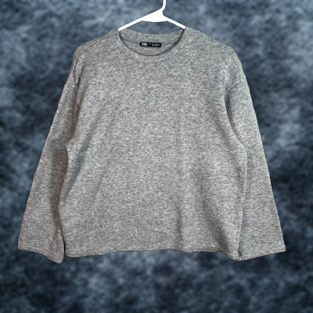 Zara Zara Womens Small Gray Knit Sweater Pullover Polyester Blend Crew Neck Long Sleeve Shirt Womens Small Gray Knit Pullover Zara Ladies XS-? Size S / US 4 / IT 40 - 1 Thumbnail