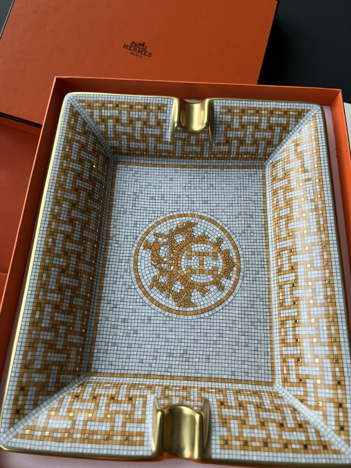 Hermes Rare Brand New Hermes H Logo Mosaique Au 24 Gold Ashtray Size ONE SIZE - 15 Thumbnail