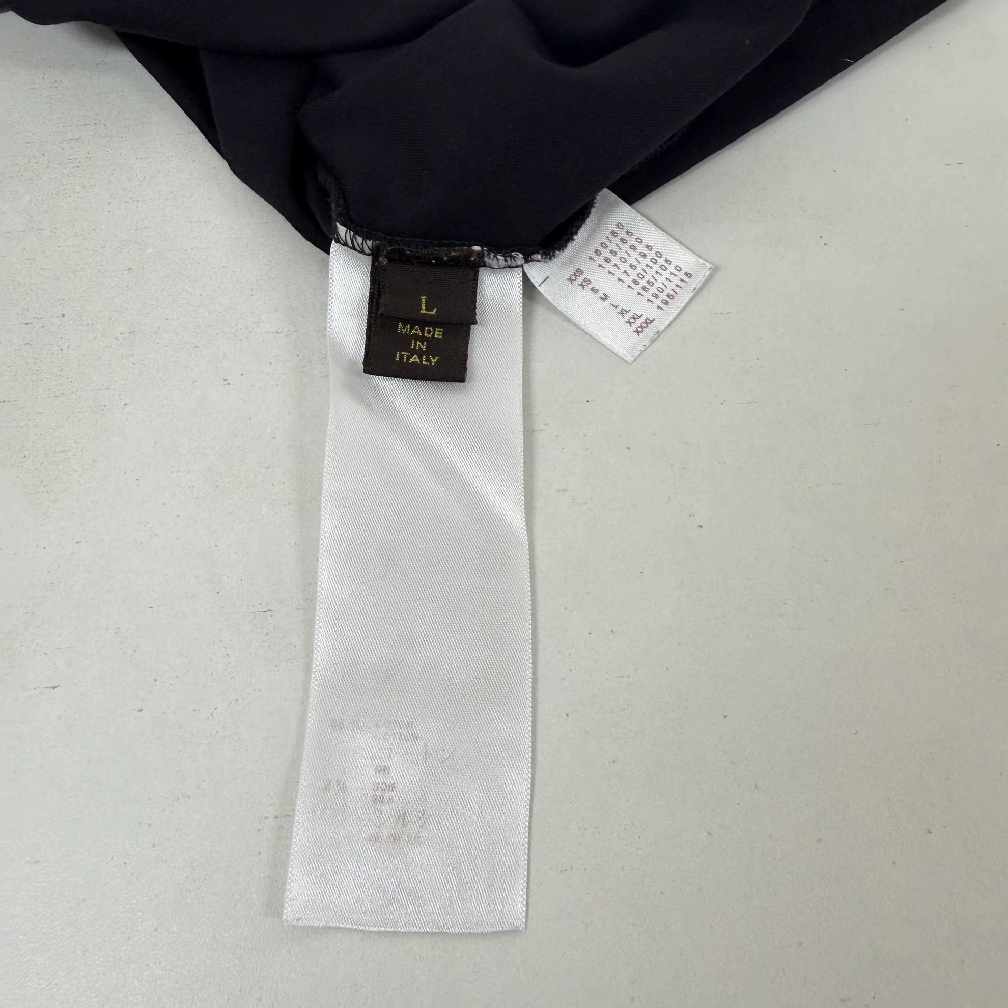Louis Vuitton Louis Vuitton Black Tee L Size Size L / US 10 / IT 46 - 7 Thumbnail