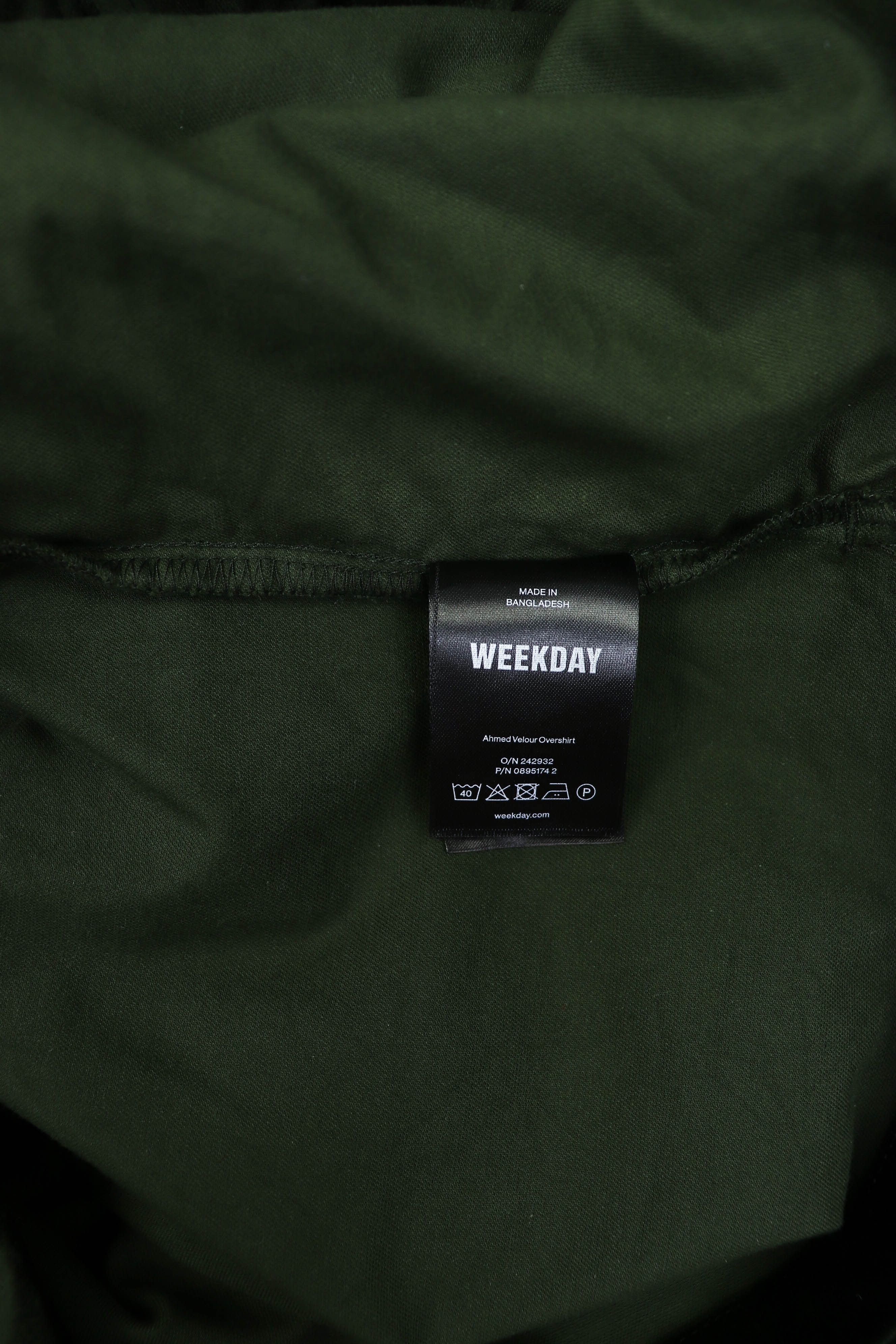 Weekday WEEKDAY Ahmed Emerald Green Velour Cropped Overshirt Jacket Size US S / EU 44-46 / 1 - 10 Thumbnail