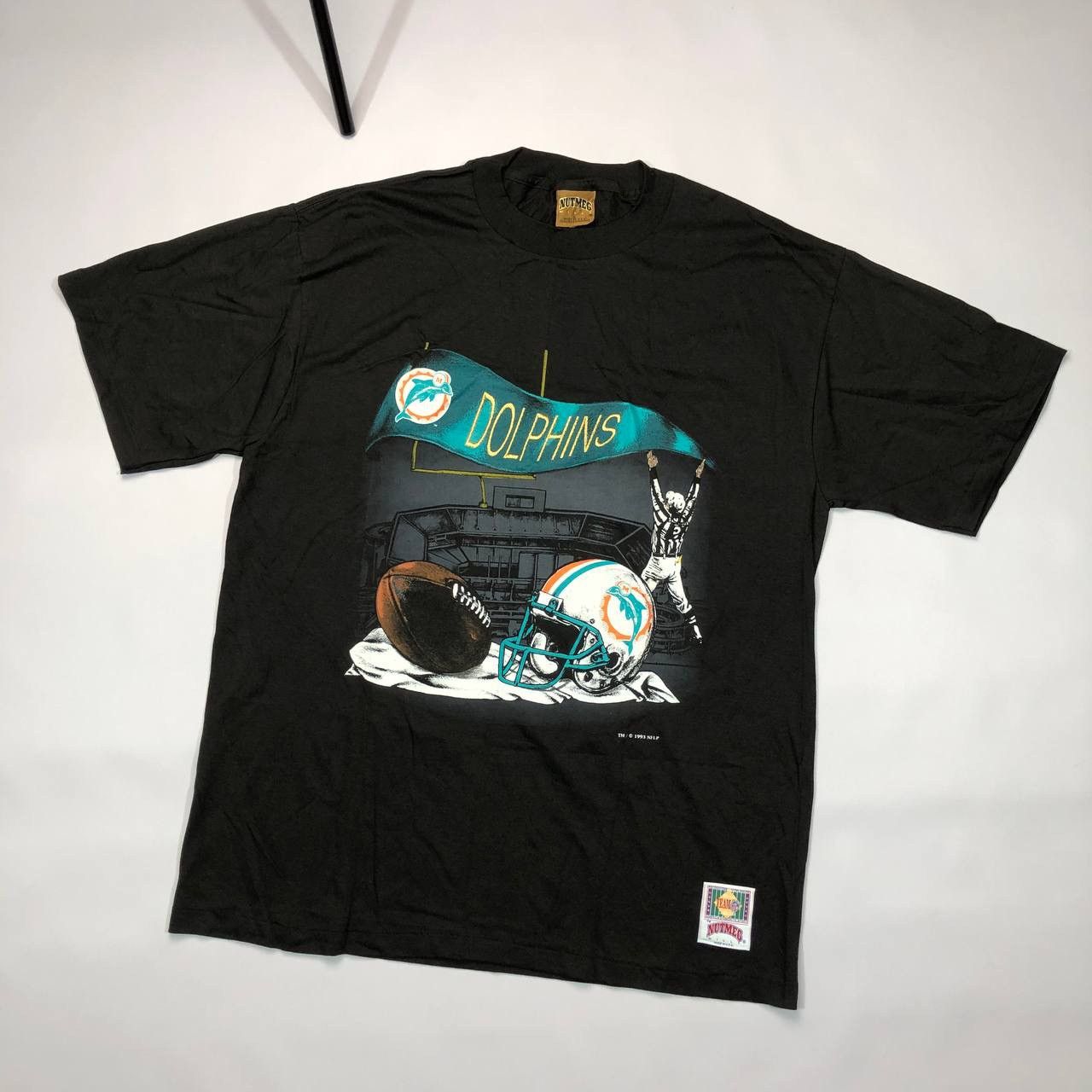 NFL Vintage 1993 Miami Dolphins NFL T-Shirt Made In USA Size US L / EU 52-54 / 3 - 1 Thumbnail