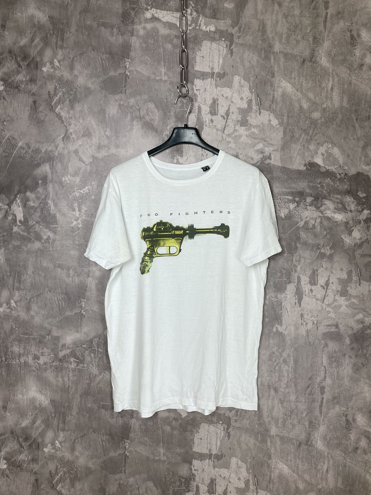 Band Tees × Vintage Foo Fighters Rock Band Tee Rock Band Graphic Tee Size US M / EU 48-50 / 2 - 1 Thumbnail