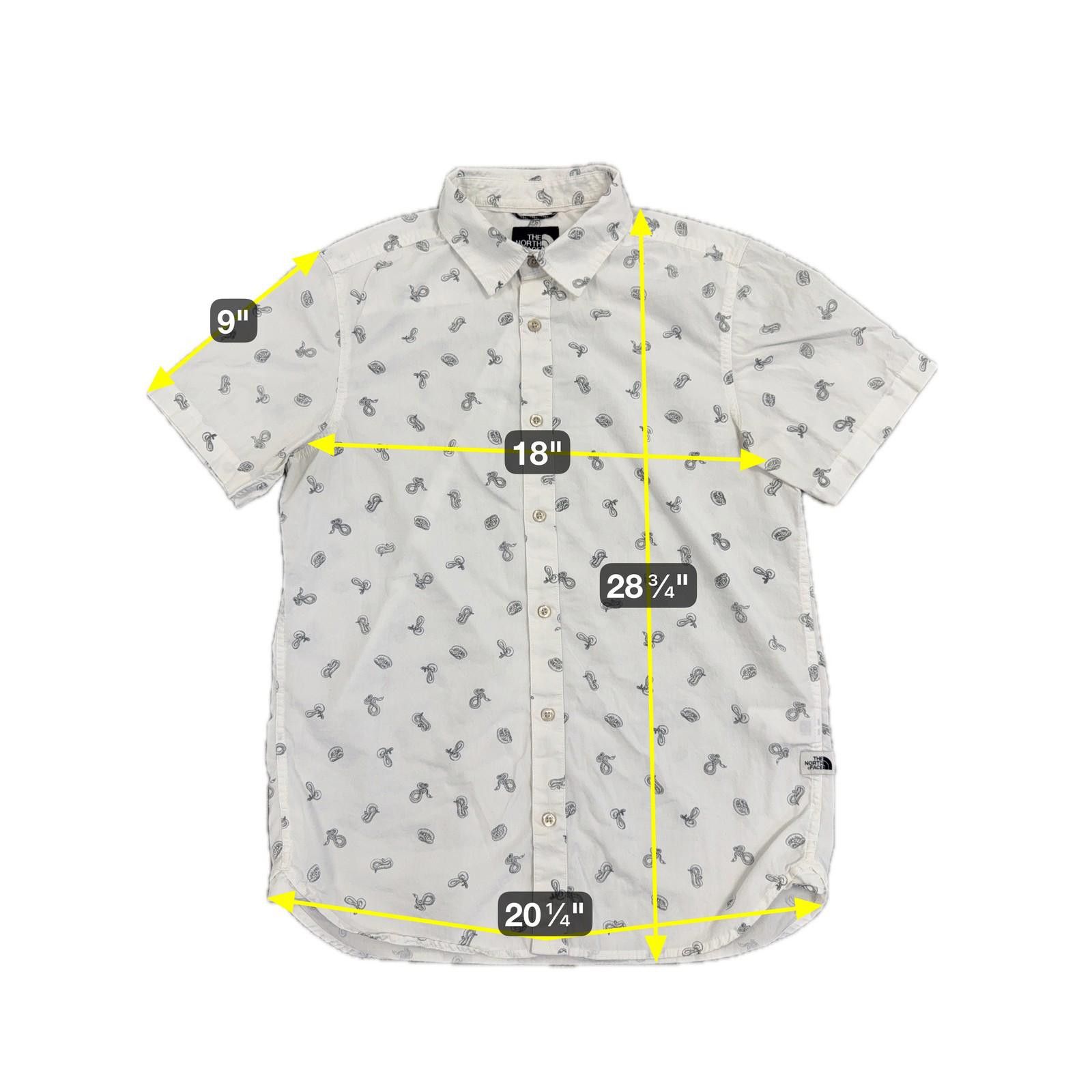 The North Face North Face Shirt Mens M White Snake Print Short Sleeve Size US M / EU 48-50 / 2 - 6 Thumbnail