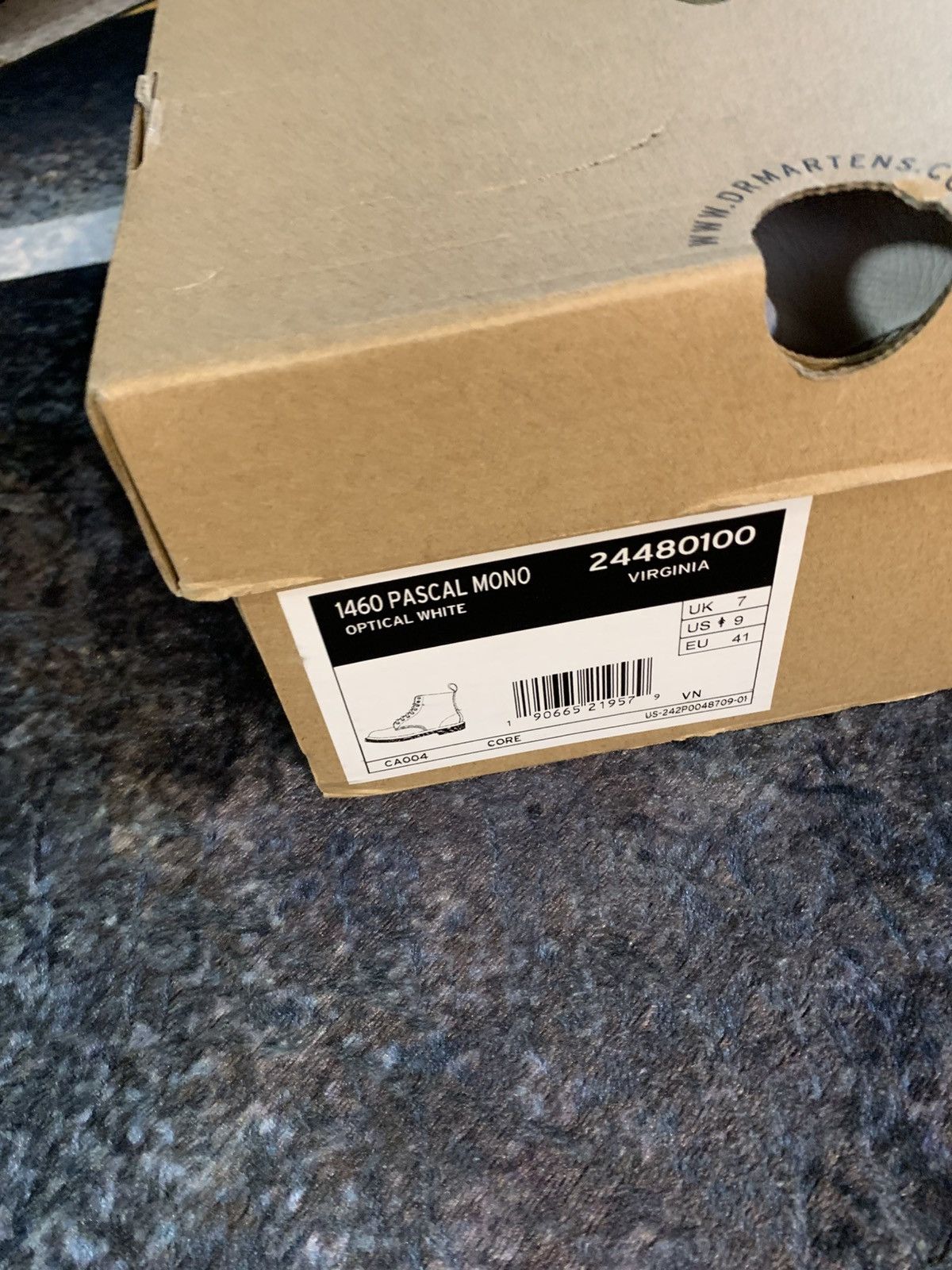 Dr. Martens Dr. Martens Boots 1460 White High Size ONE SIZE - 9 Thumbnail