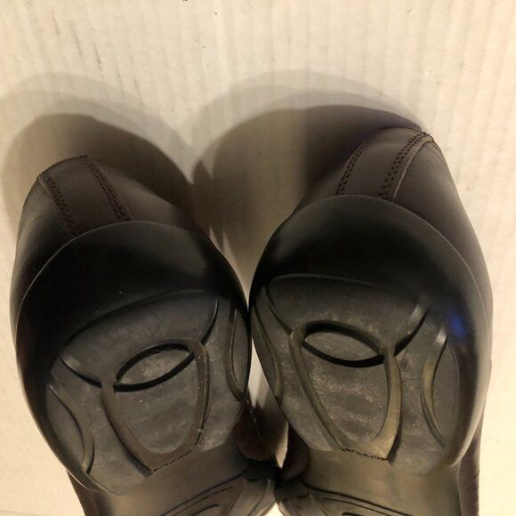 Kenneth Cole kenneth Cole New York men's leather slip on loafers 11M Size US 11 / EU 44 - 7 Thumbnail