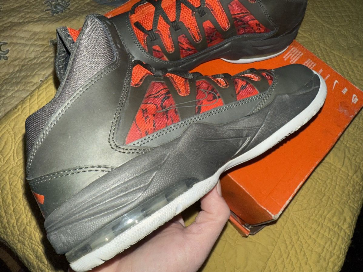 Nike Nike Air Max Stutter Step Grey/Orange size 9 VNDS! Size US 9 / EU 42 - 16 Thumbnail
