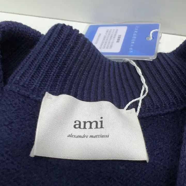 AMI AMIPARIS Casual V-neck Button Long Sleeve Sweater -2507 Size US L / EU 52-54 / 3 - 4 Thumbnail