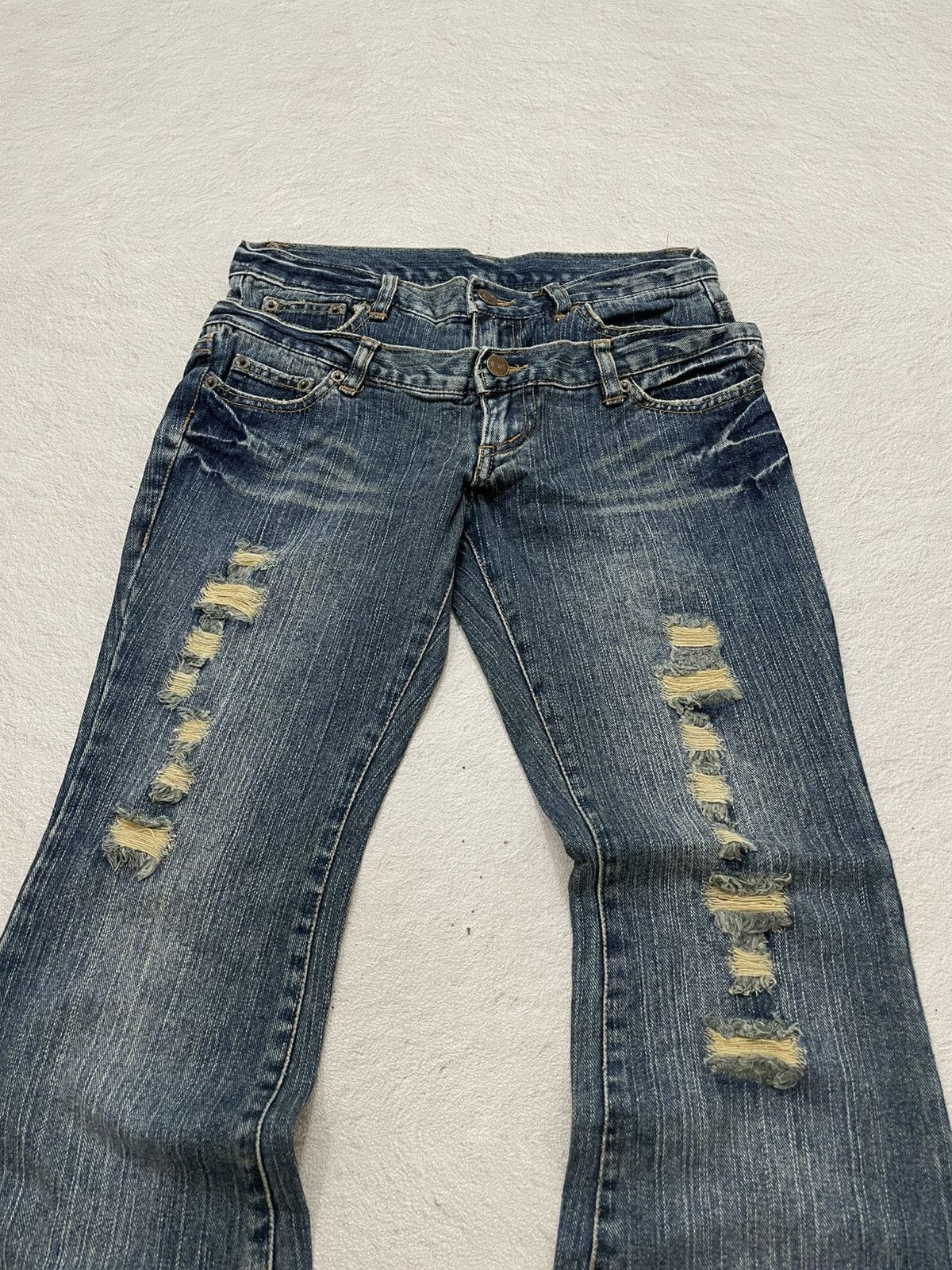 Japanese Brand 2000s Japanese Flared Denim Ripped Bootcut Jeans Washed Y2K Size US 28 / EU 44 - 2 Thumbnail