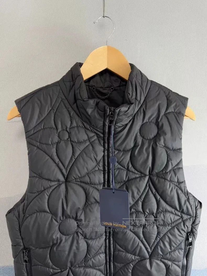 Louis Vuitton Louis Vuitton LV black embossed floral down vest. Size US S / EU 44-46 / 1 - 3 Thumbnail