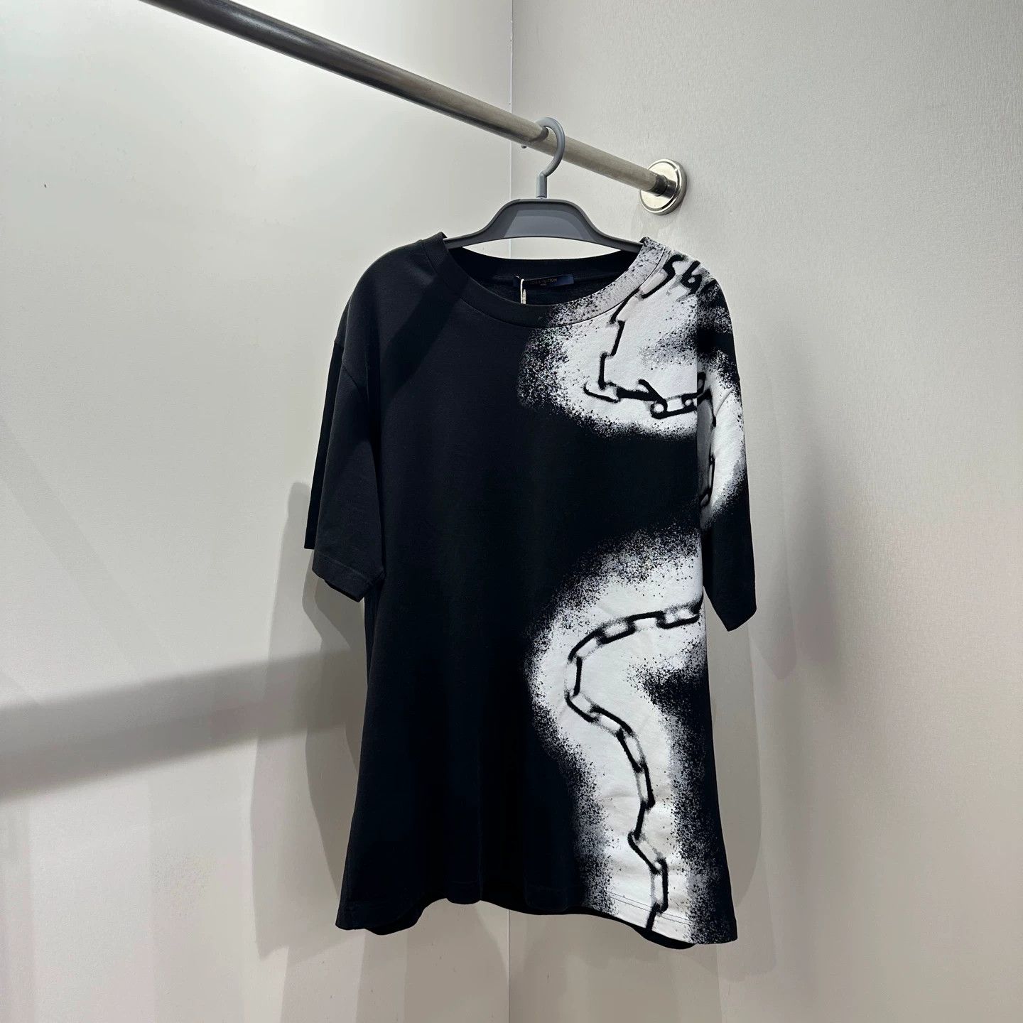 Louis Vuitton LV feb279 Ink Chain Print short-sleeve XXL cotton Size US XXL / EU 58 / 5 - 1 Thumbnail