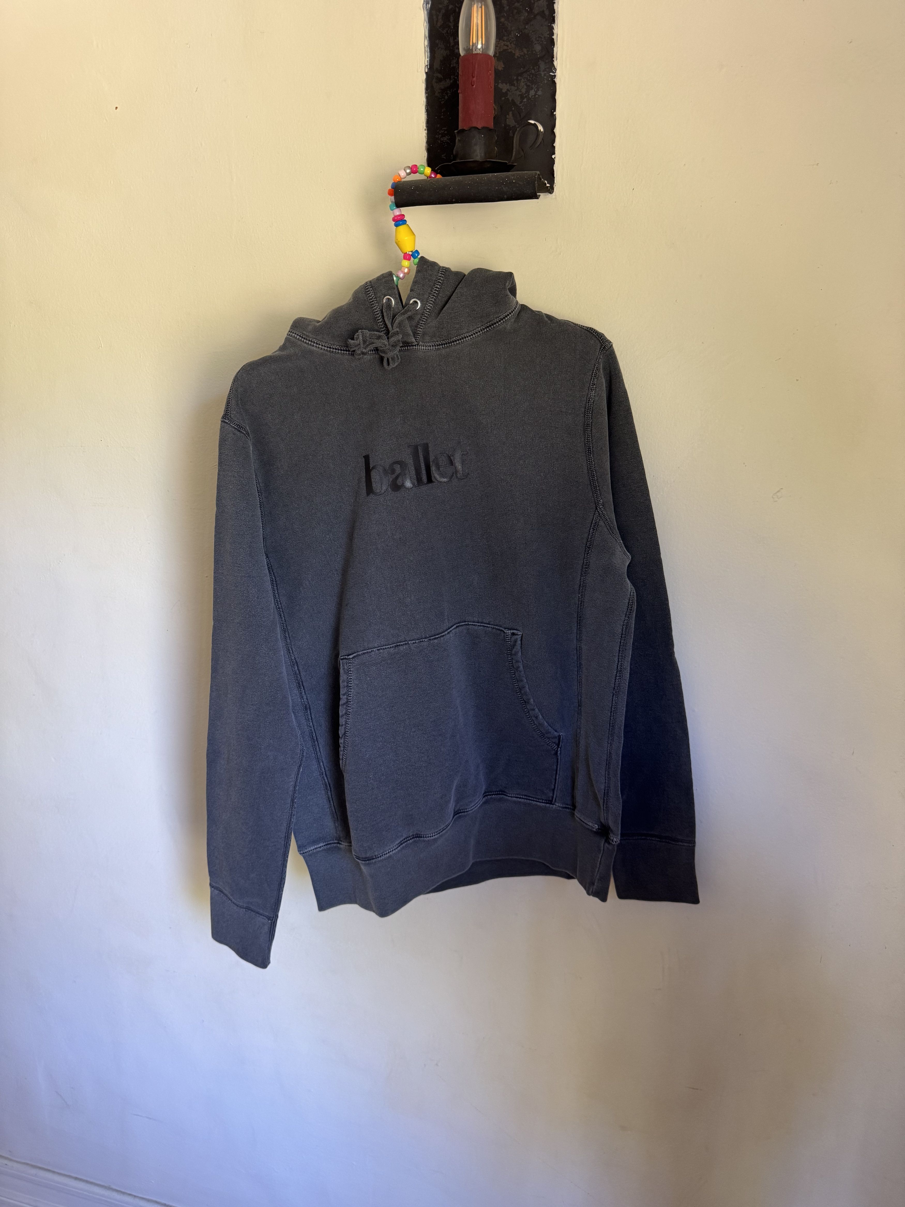 Other OK, Ballet Gray Washed Hoodie Sweatshirt Size US S / EU 44-46 / 1 - 1 Thumbnail