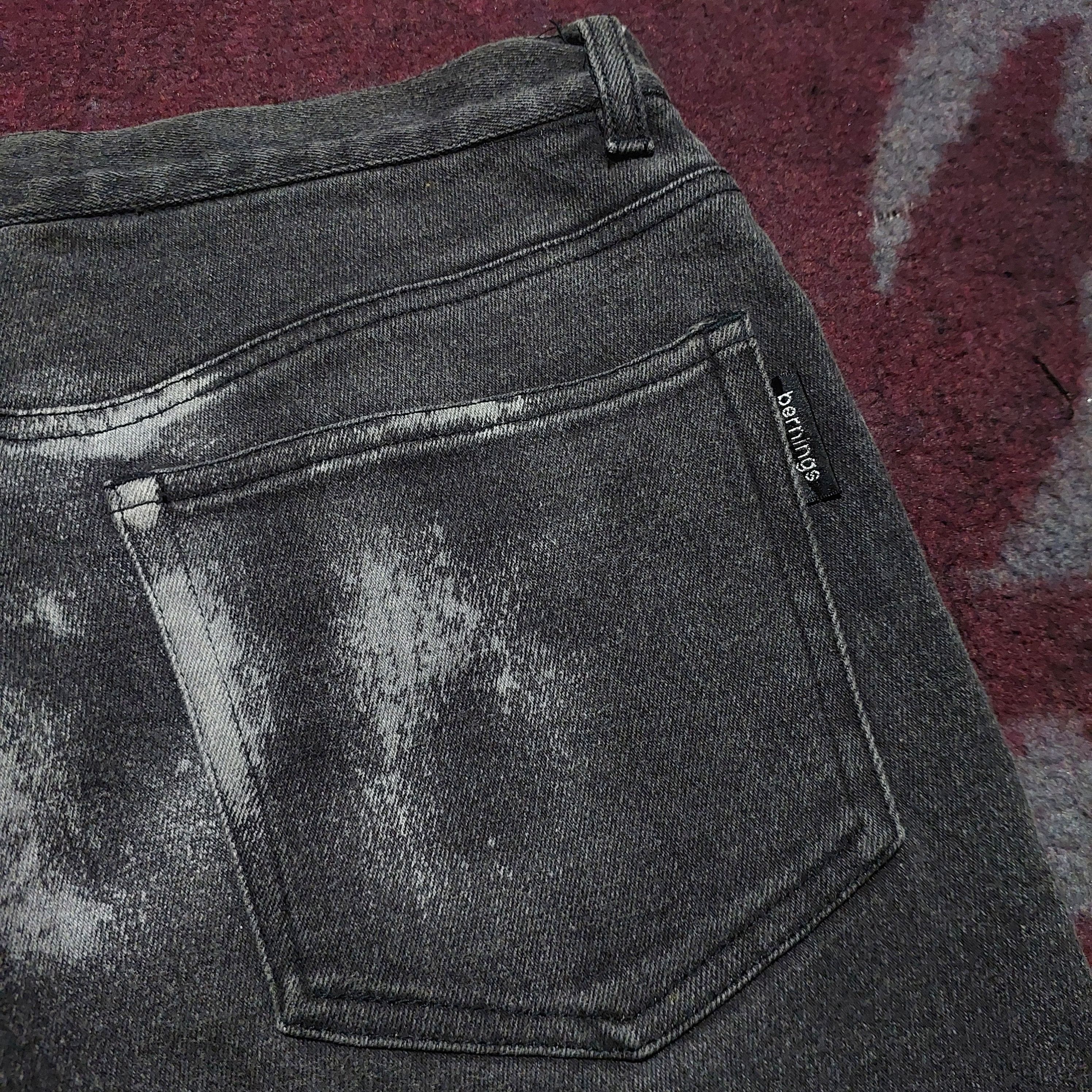 BERNINGS SHO Bernings Sho poem black wash stretch flare denim Size US 30 / EU 46 - 8 Thumbnail