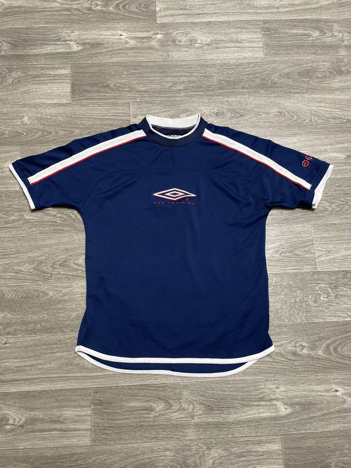 Umbro Vintage 90s Umbro Pro Training Retro Football Soccer Jersey Size US S / EU 44-46 / 1 - 1 Thumbnail