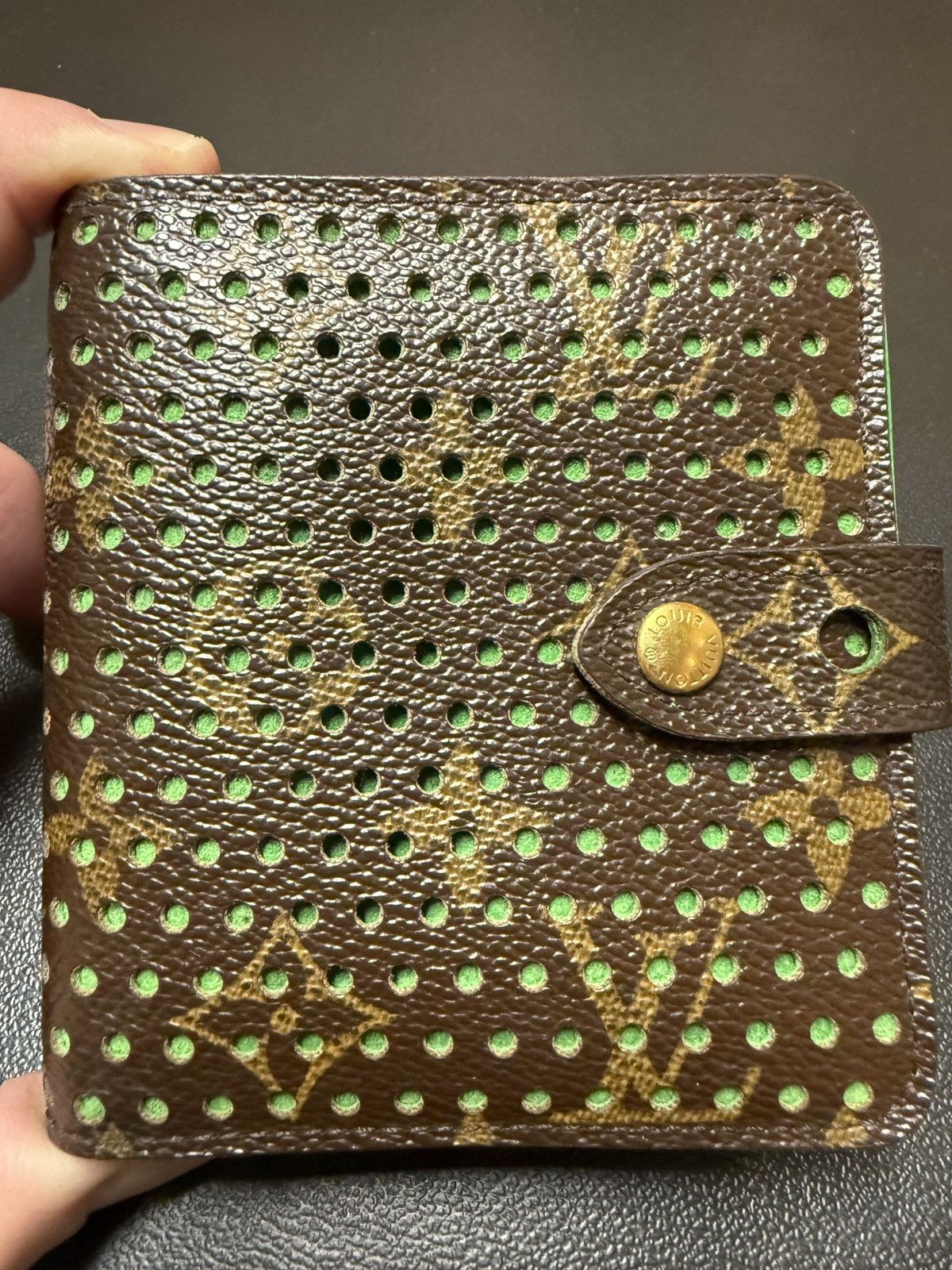 Louis Vuitton Louis Vuitton Monogram Perforated Green Zip Compact Wallet Size ONE SIZE - 4 Thumbnail