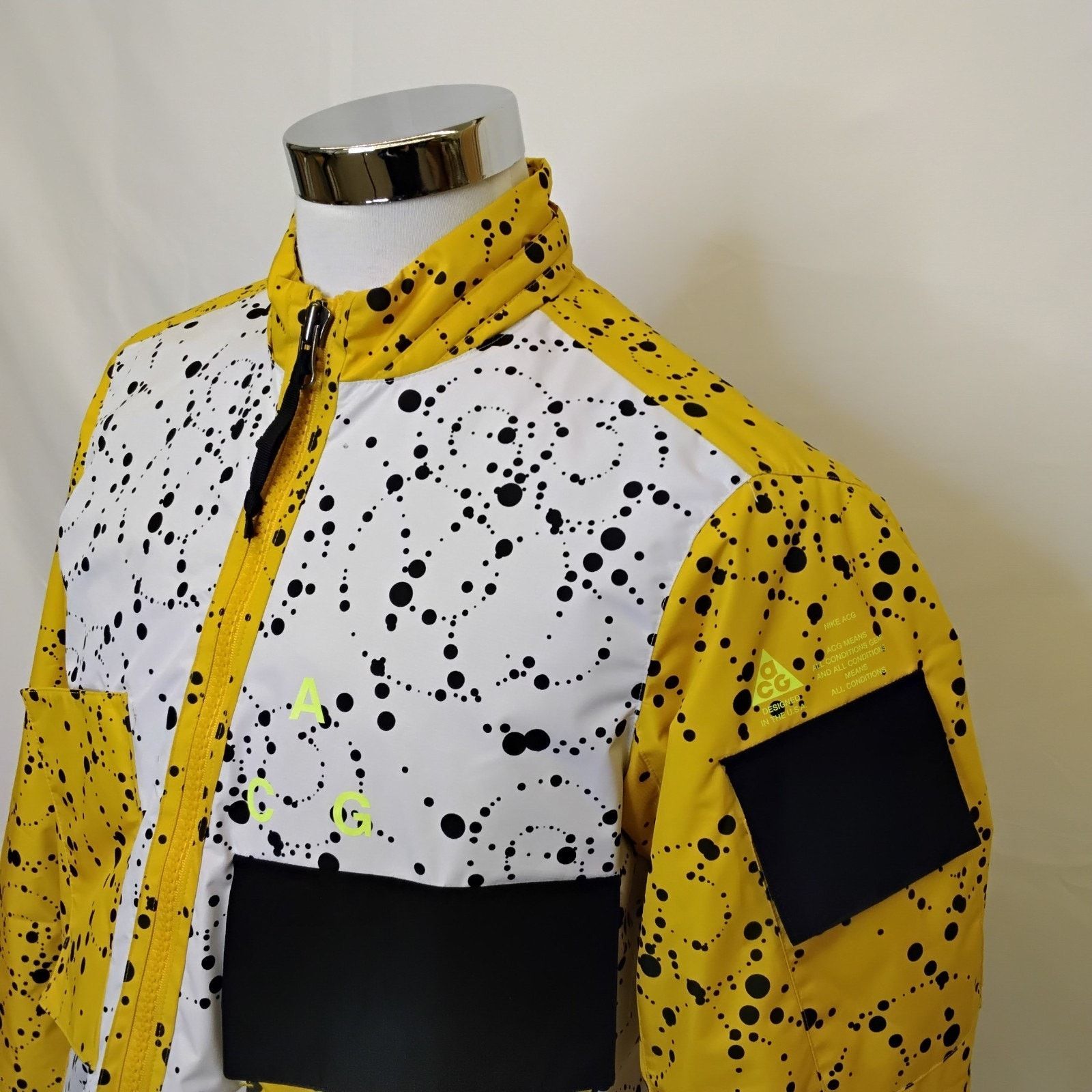 Nike ACG Nike ACG Insulated Jacket Men's M Yellow Black AQ3531-100 Size US M / EU 48-50 / 2 - 4 Thumbnail