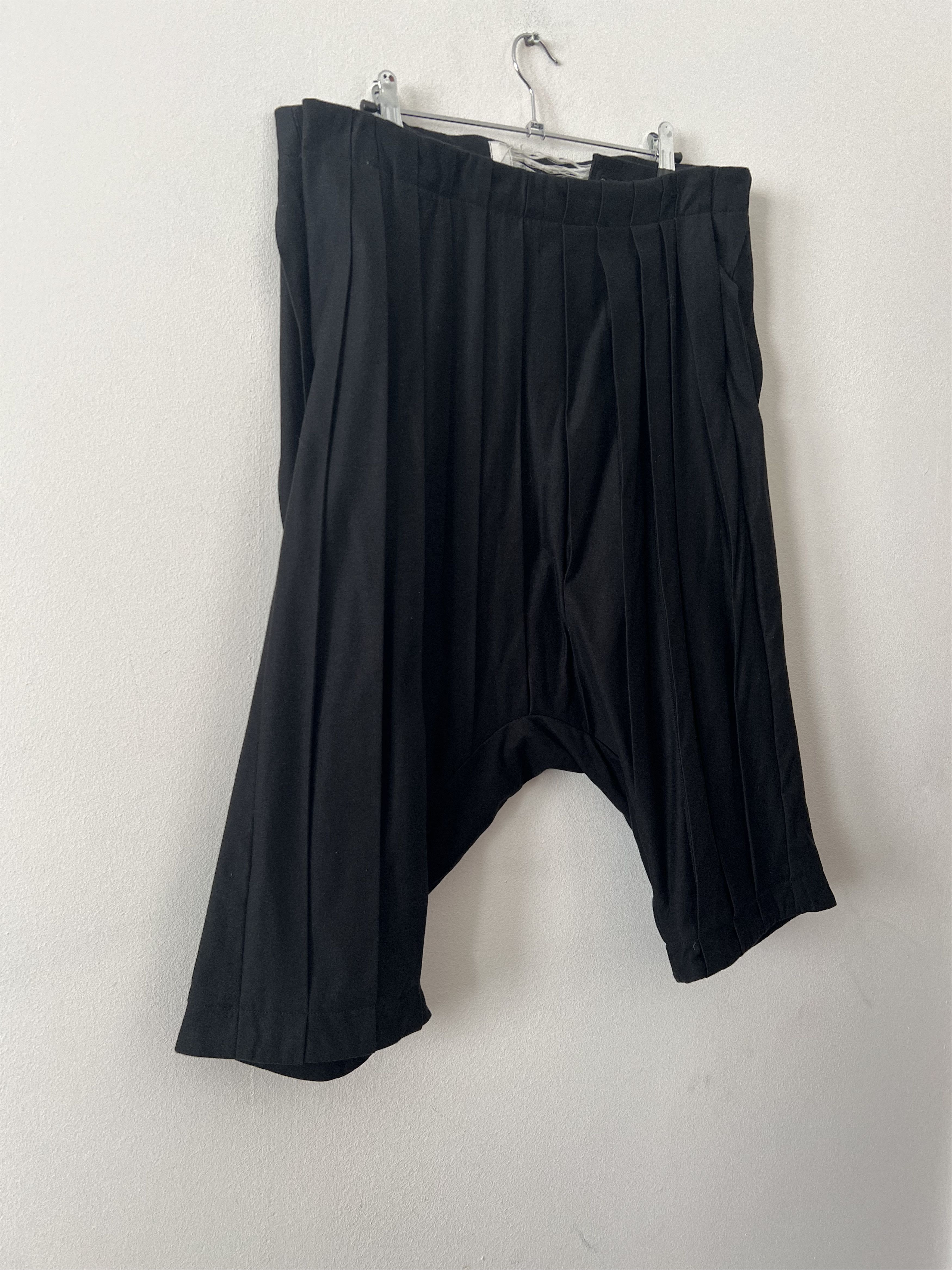 Individual Sentiments Plisse Cropped Pants Size US 32 / EU 48 - 9 Thumbnail