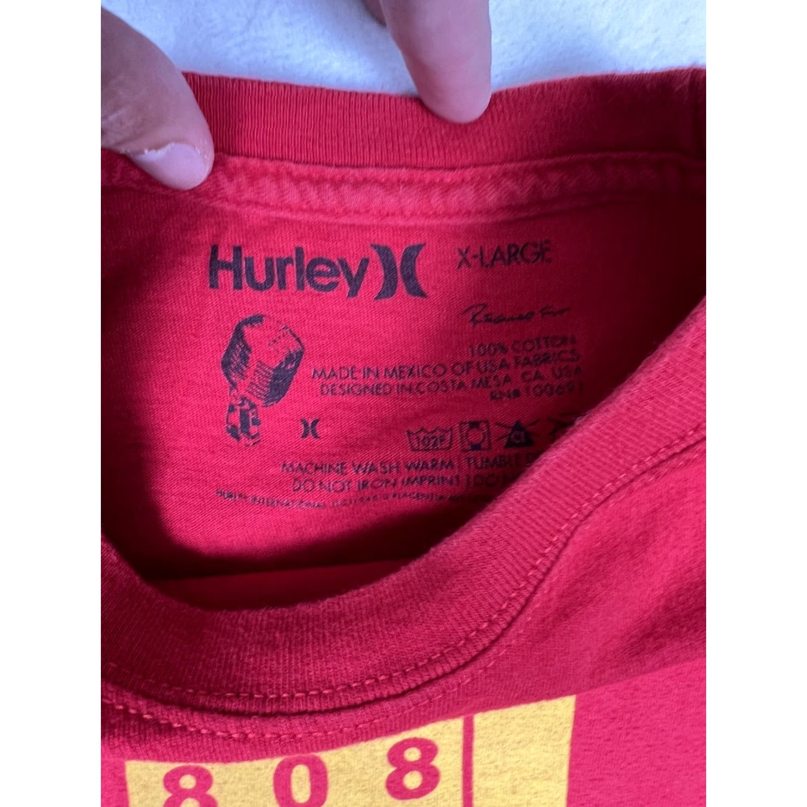 Hurley VINTAGE Hurley T-Shirt Hawaii 808 Shaka Logo Y2K Cyber Surf 90s Grunge Red Men L XL Shaka Logo T-Shirt Mens High Search Keywords Size US L / EU 52-54 / 3 - 5 Thumbnail