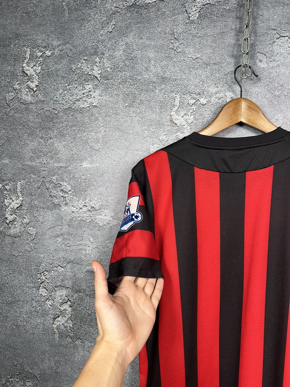 Umbro Umbro Manchester City 2011/2012 Away Soccer Jersey Sz L Size US L / EU 52-54 / 3 - 13 Thumbnail