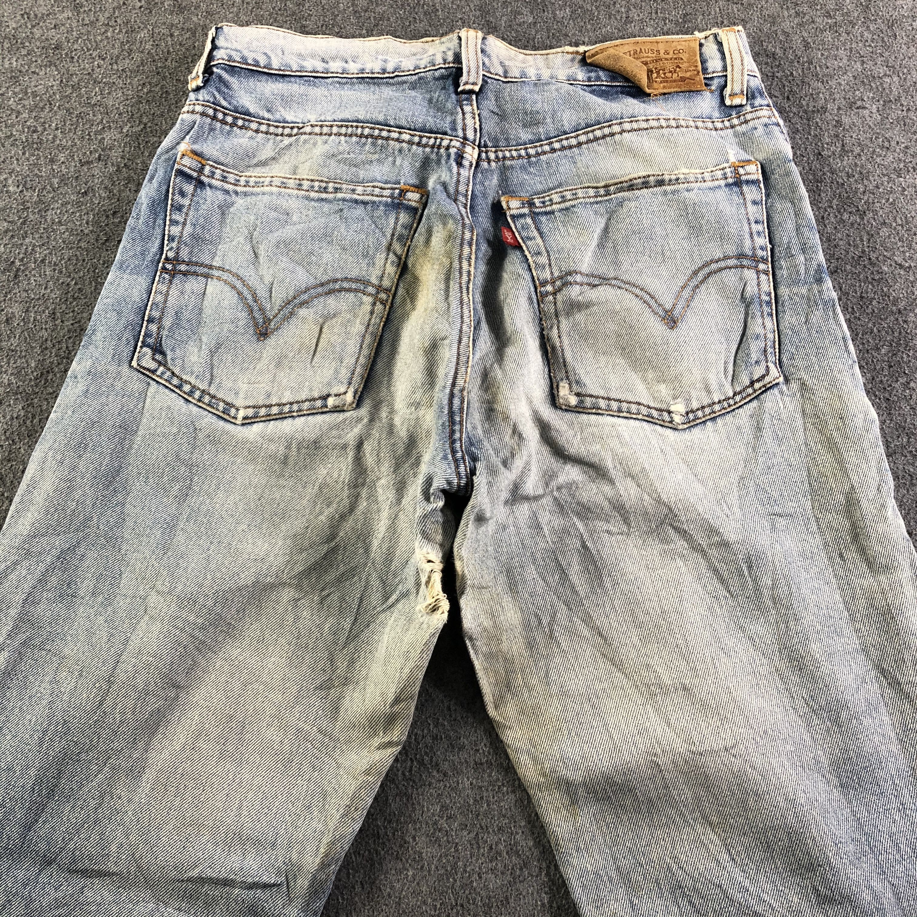 Levi's Vintage Light Wash Levis Jeans-J3975 Size US 30 / EU 46 - 4 Thumbnail