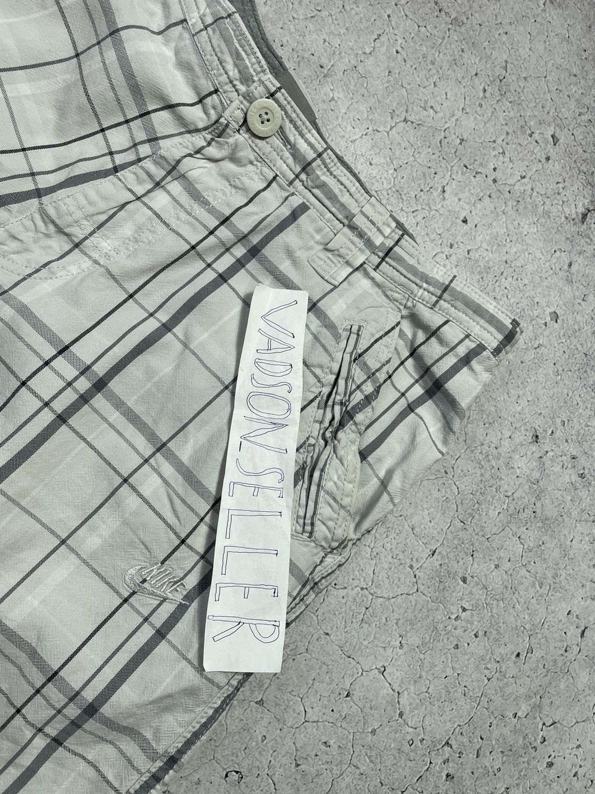 Nike × Vintage Nike Y2K Drill Vintage Nylon Shorts Size US 32 / EU 48 - 7 Thumbnail