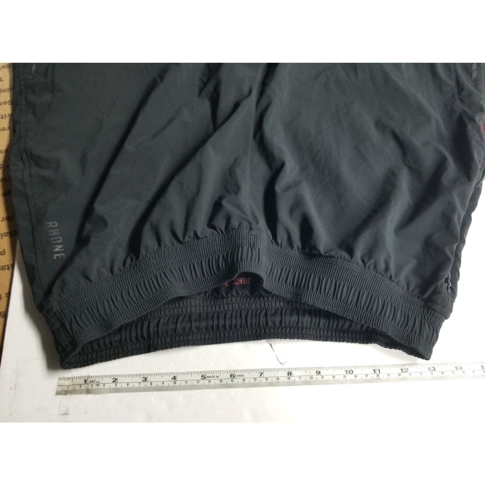 Rhone Rhone Athletic Shorts Pockets Black Mens Size Medium Linning See Pics Size US 31 - 3 Thumbnail
