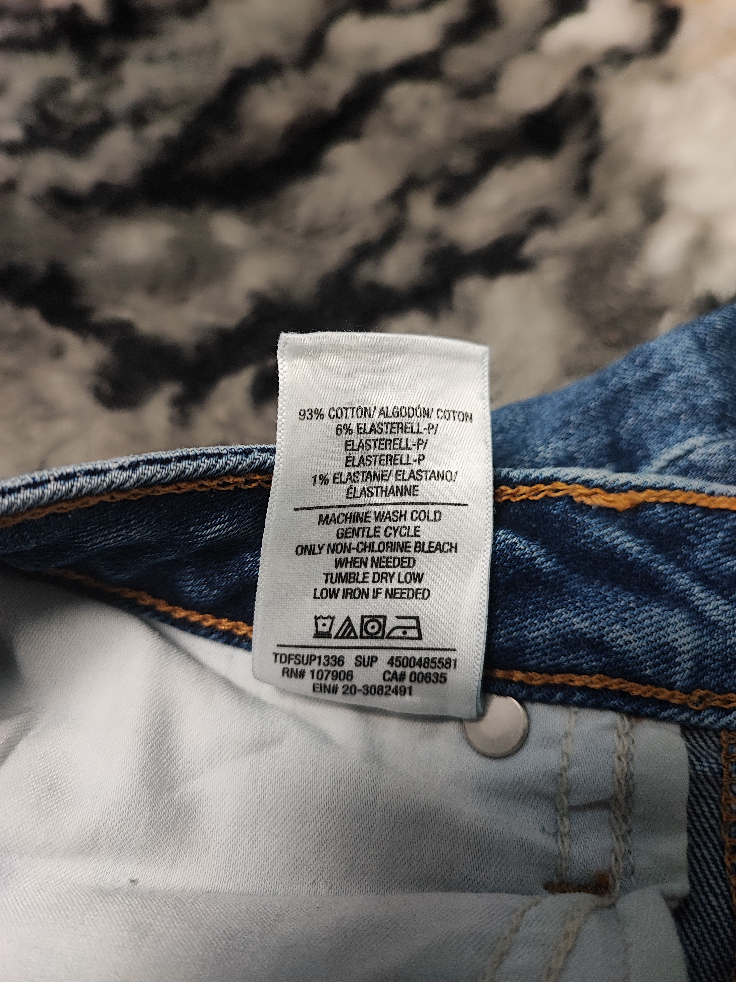 Hudson Hudson Jeans Kick Flare Distressed Denim Size 26" / US 2 / IT 38 - 14 Thumbnail