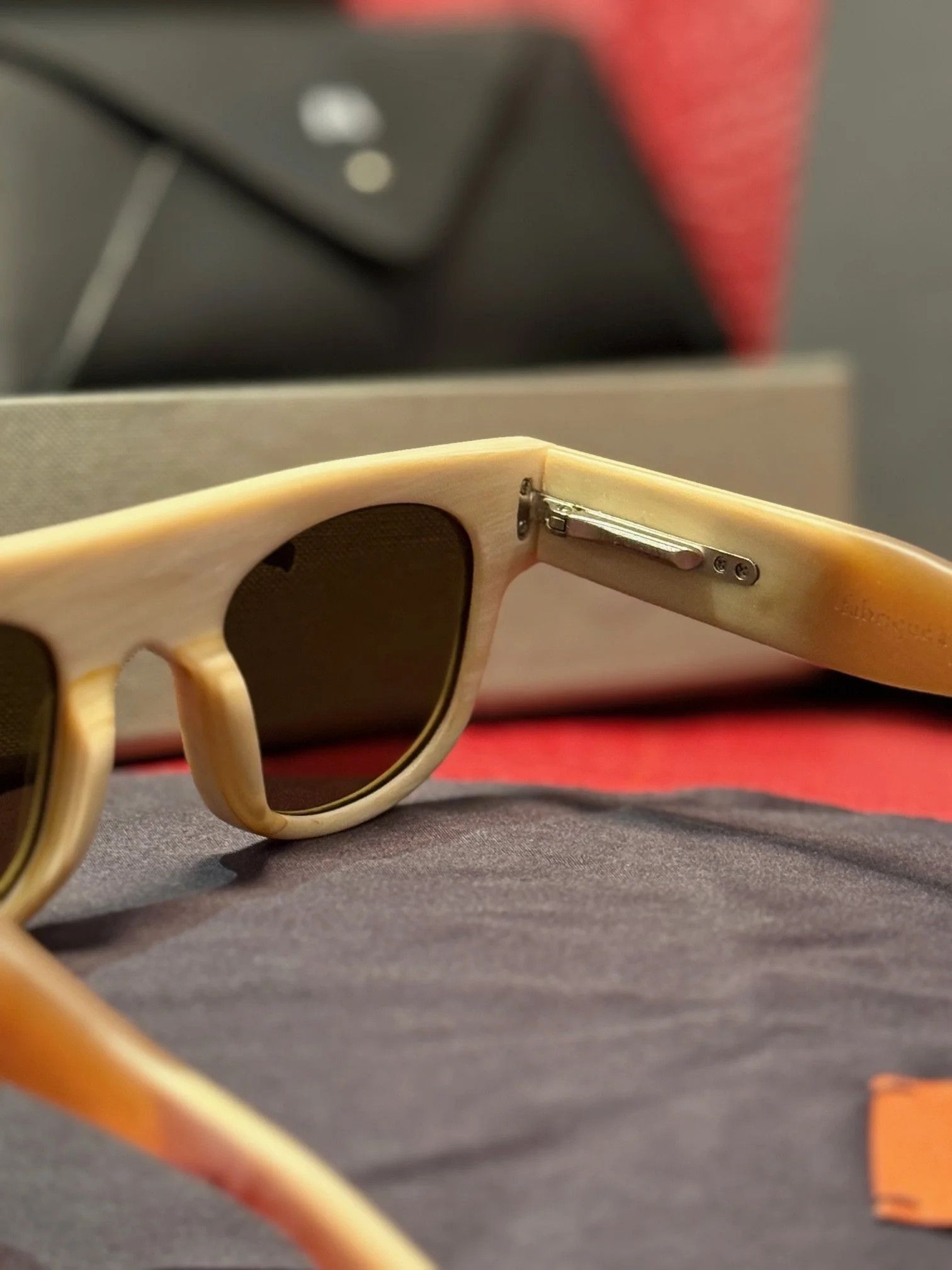 Rigards Rigards Limited Edition Genuine Horn Sunglasses Size ONE SIZE - 3 Thumbnail