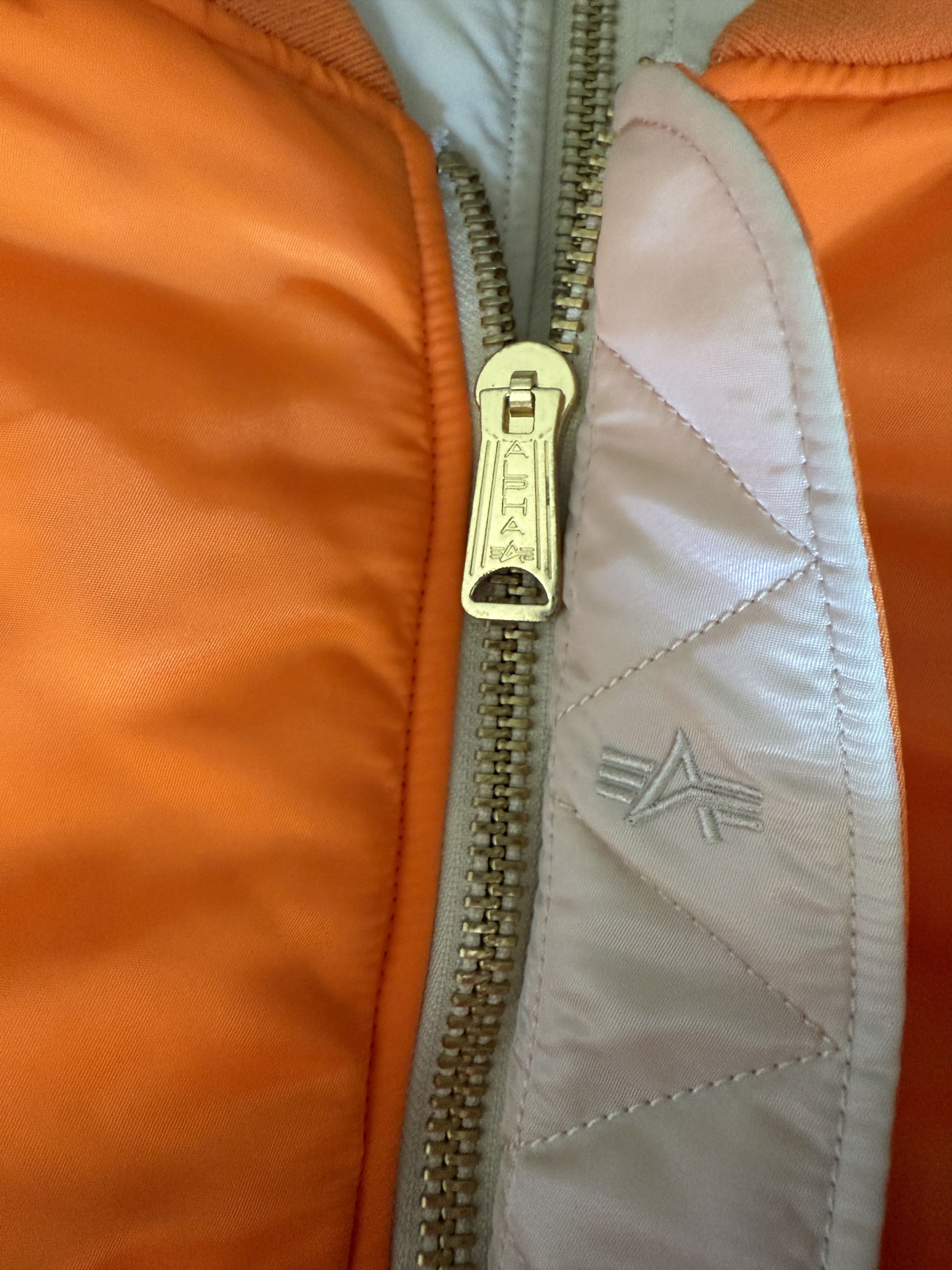 Vetements Vetements Reversible Alpha Industries Bomber Size US M / EU 48-50 / 2 - 5 Thumbnail