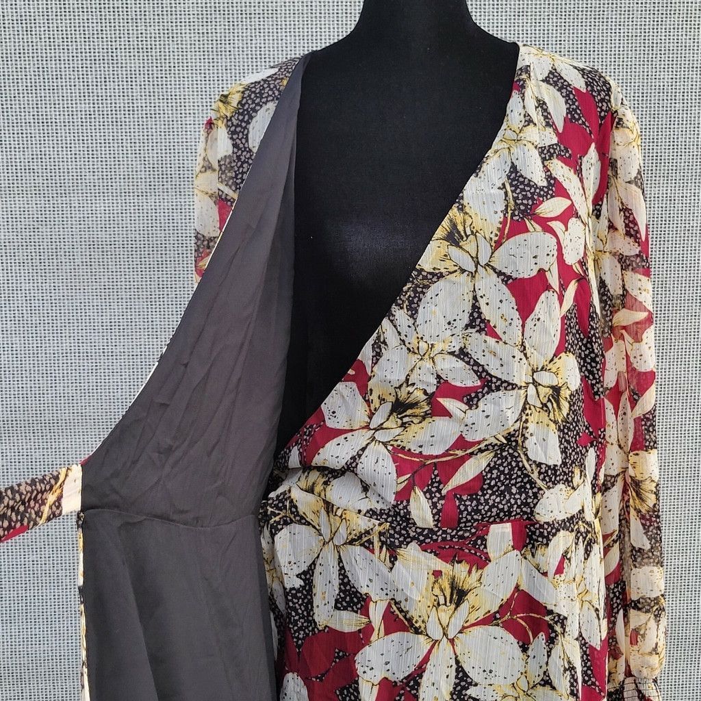 Bar III Bar III Floral Long-Sleeve Wrap V-neck Dress XX Lined NWT Size XXL / US 16-18 / IT 52-54 - 3 Thumbnail